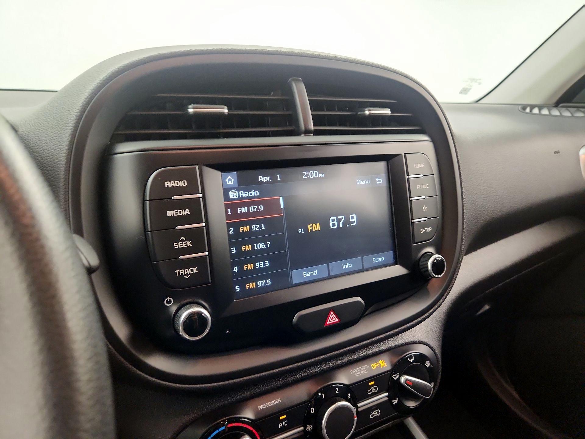 Thumbnail: 2020 Kia Soul - 15