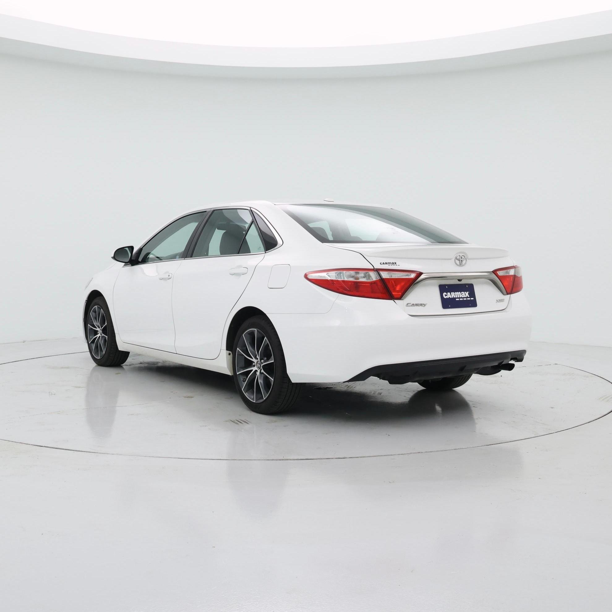 Thumbnail: 2016 Toyota Camry - 2