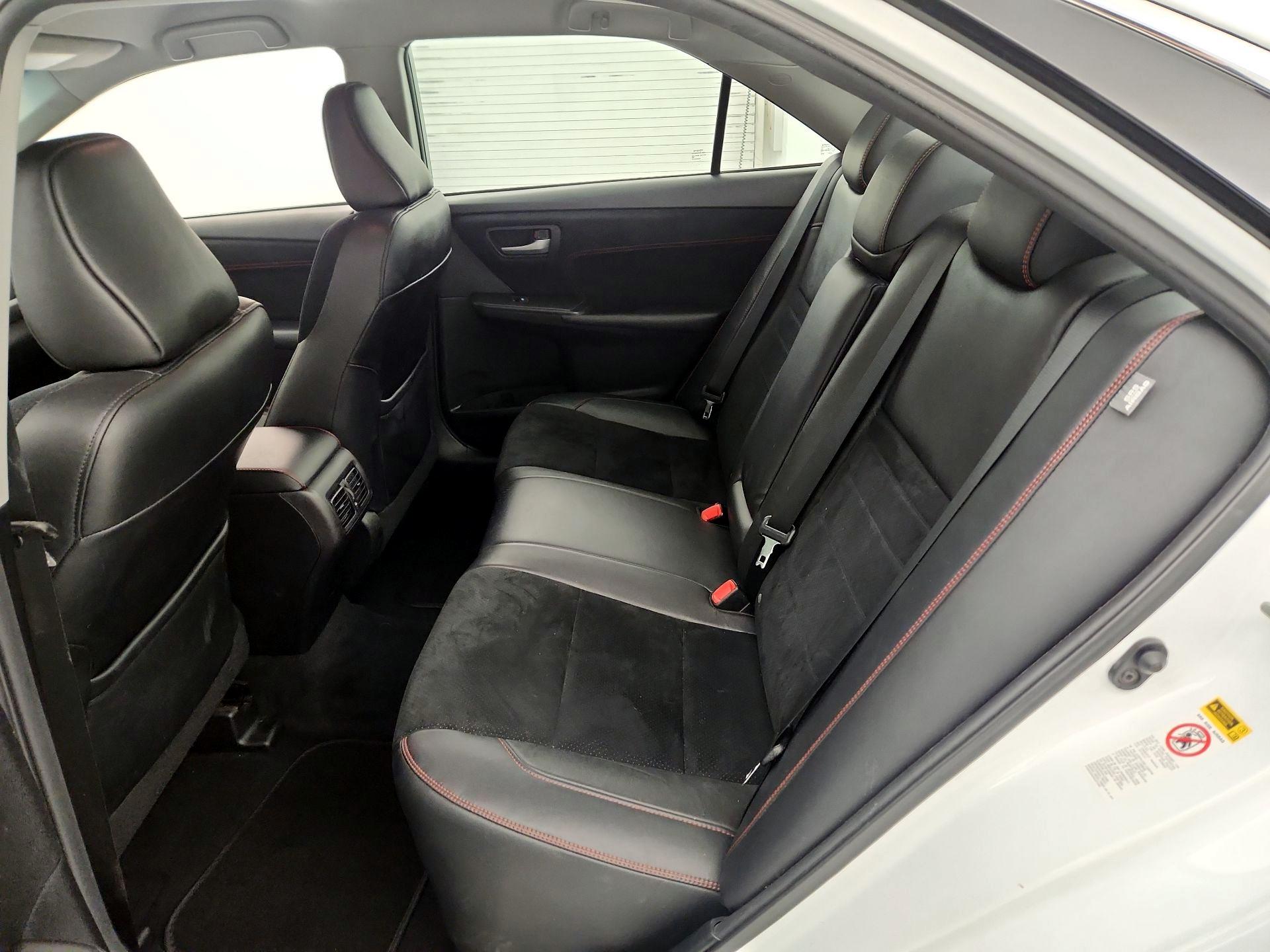 Thumbnail: 2016 Toyota Camry - 19