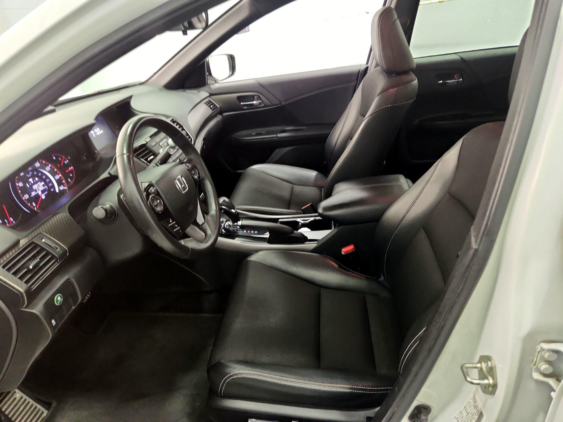 Thumbnail: 2017 Honda Accord - 11