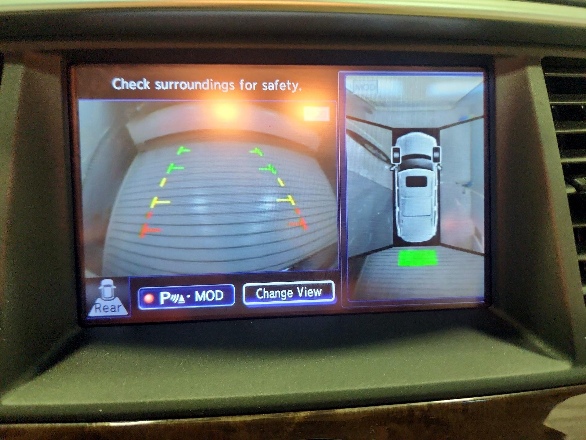 Thumbnail: 2017 INFINITI QX80 - 15