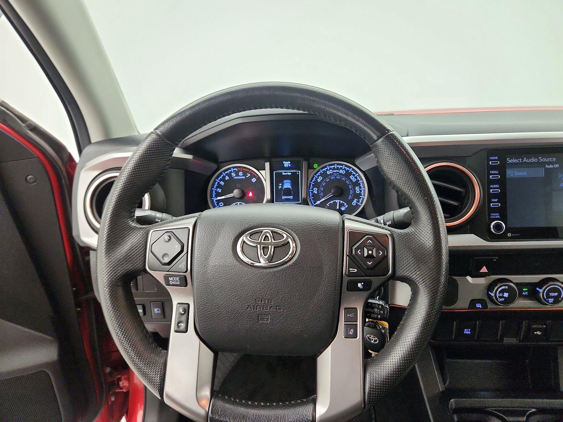 Thumbnail: 2022 Toyota Tacoma - 10