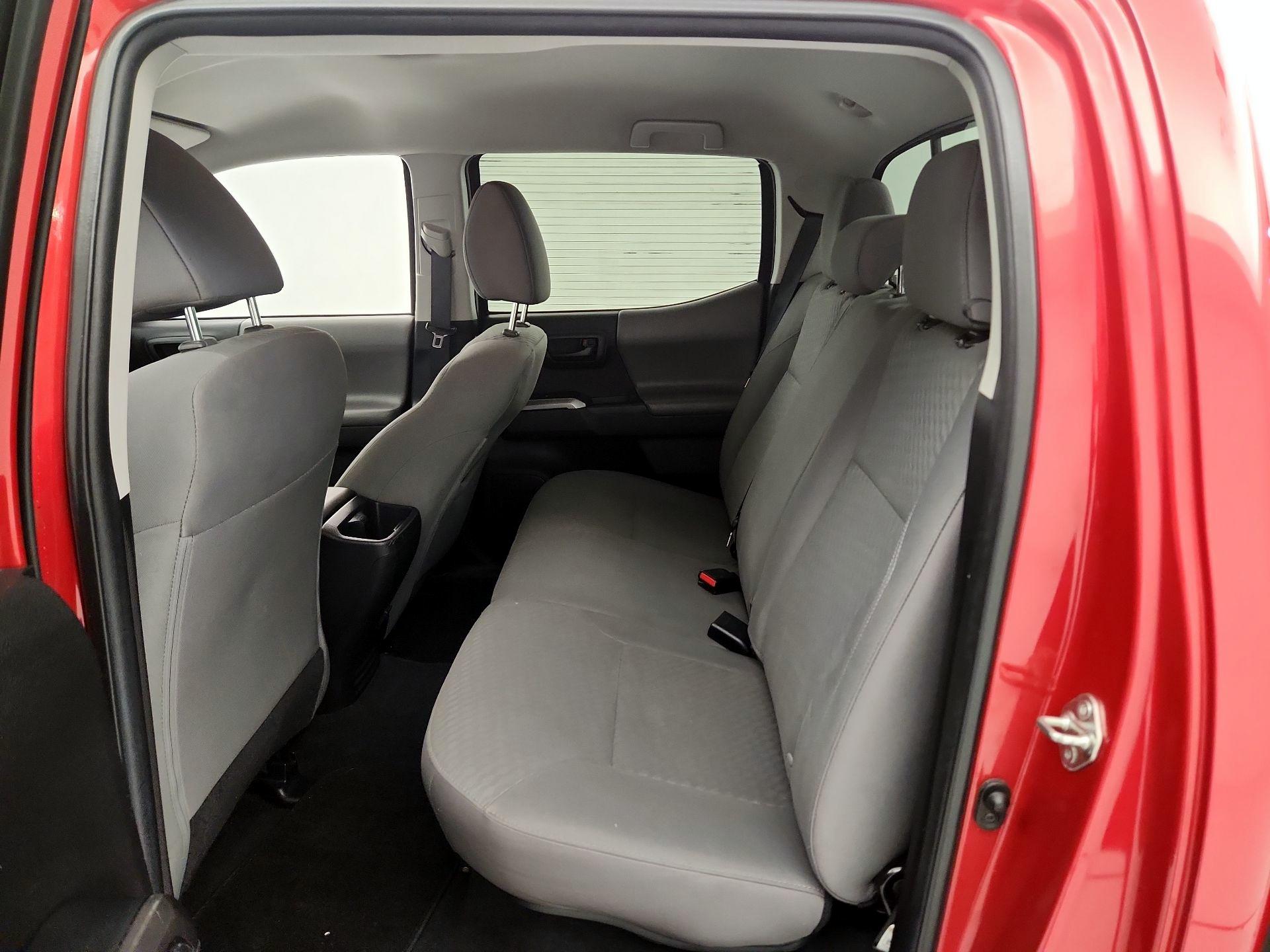 Thumbnail: 2022 Toyota Tacoma - 19