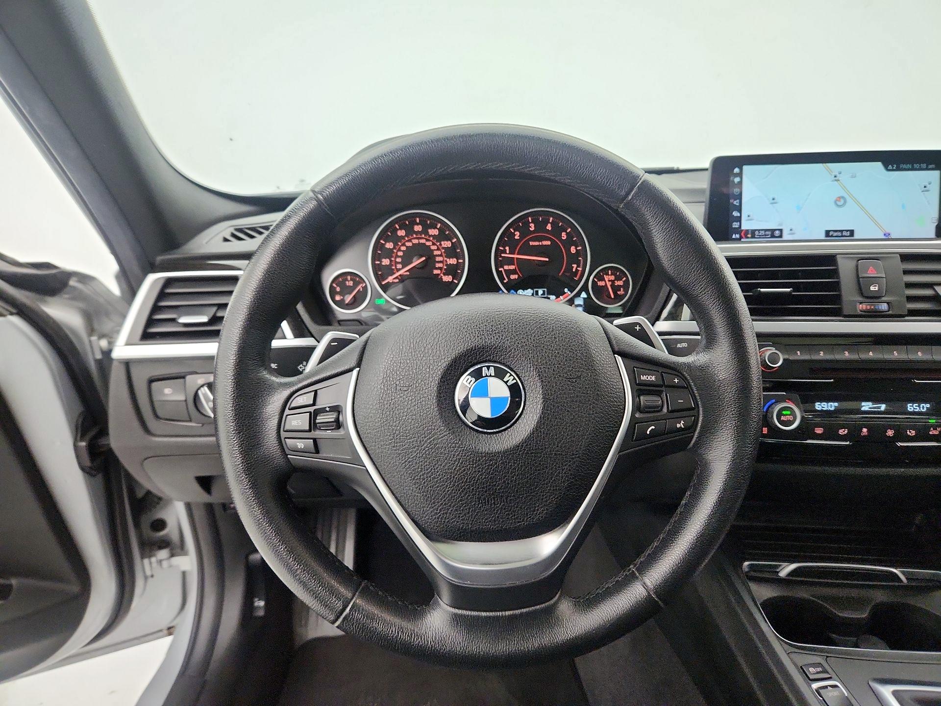 Thumbnail: 2018 BMW 3 Series - 10