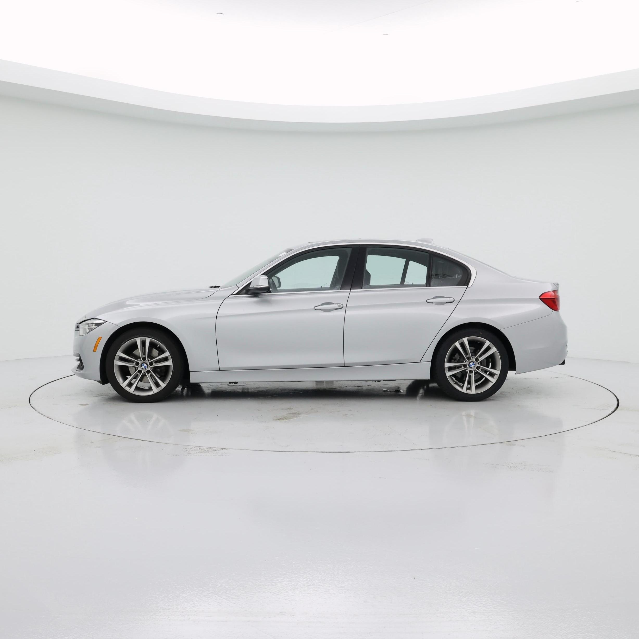 Thumbnail: 2018 BMW 3 Series - 3