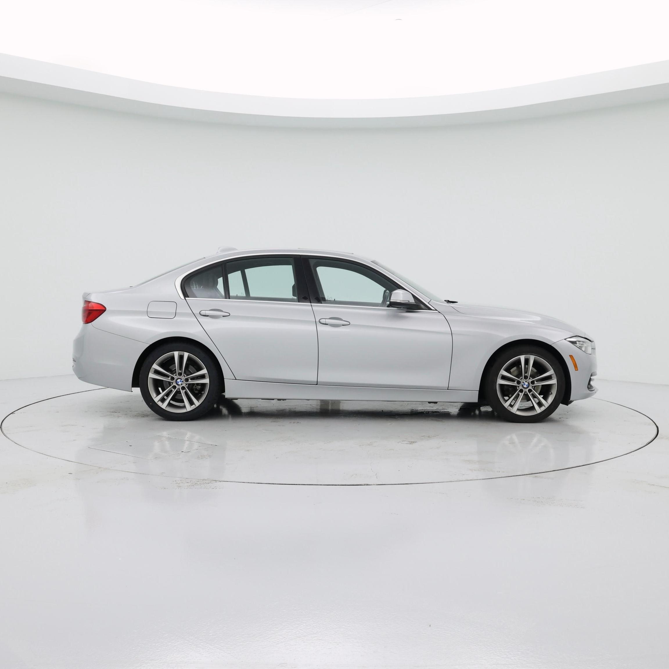 Thumbnail: 2018 BMW 3 Series - 7