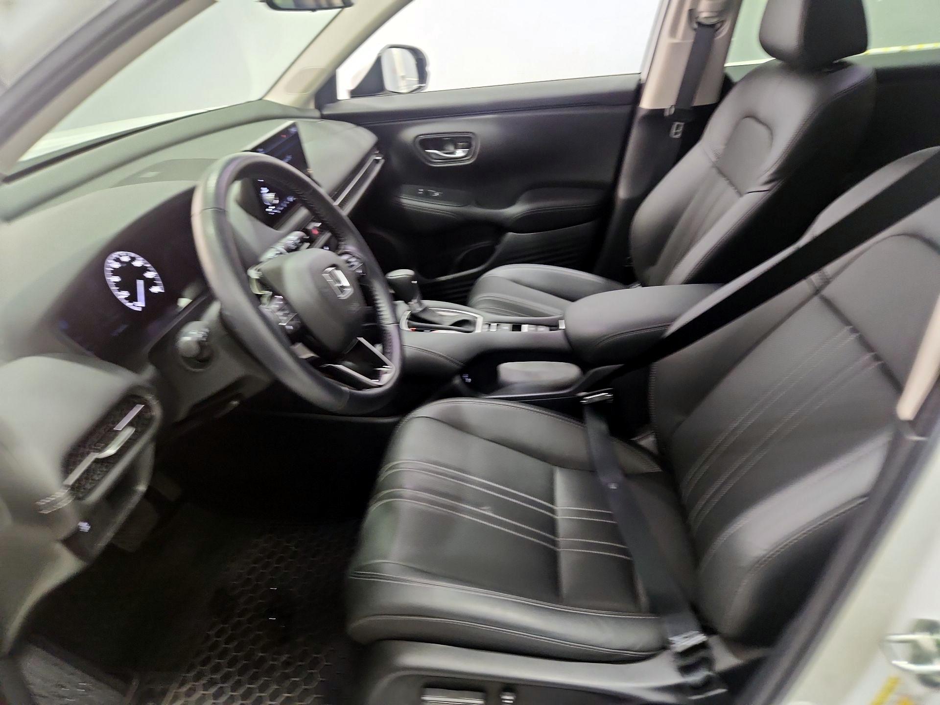 Thumbnail: 2025 Honda HR-V - 11