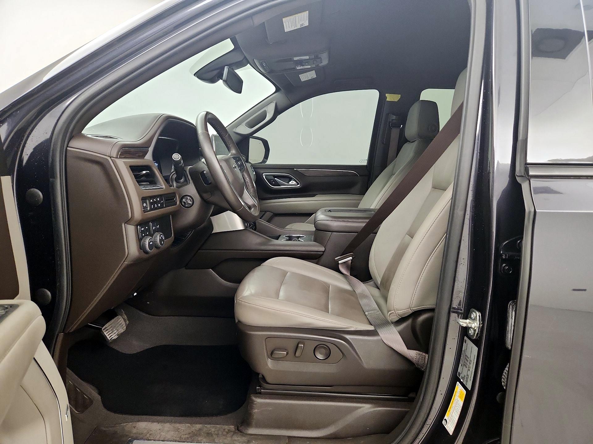 Thumbnail: 2022 Chevrolet Tahoe - 11