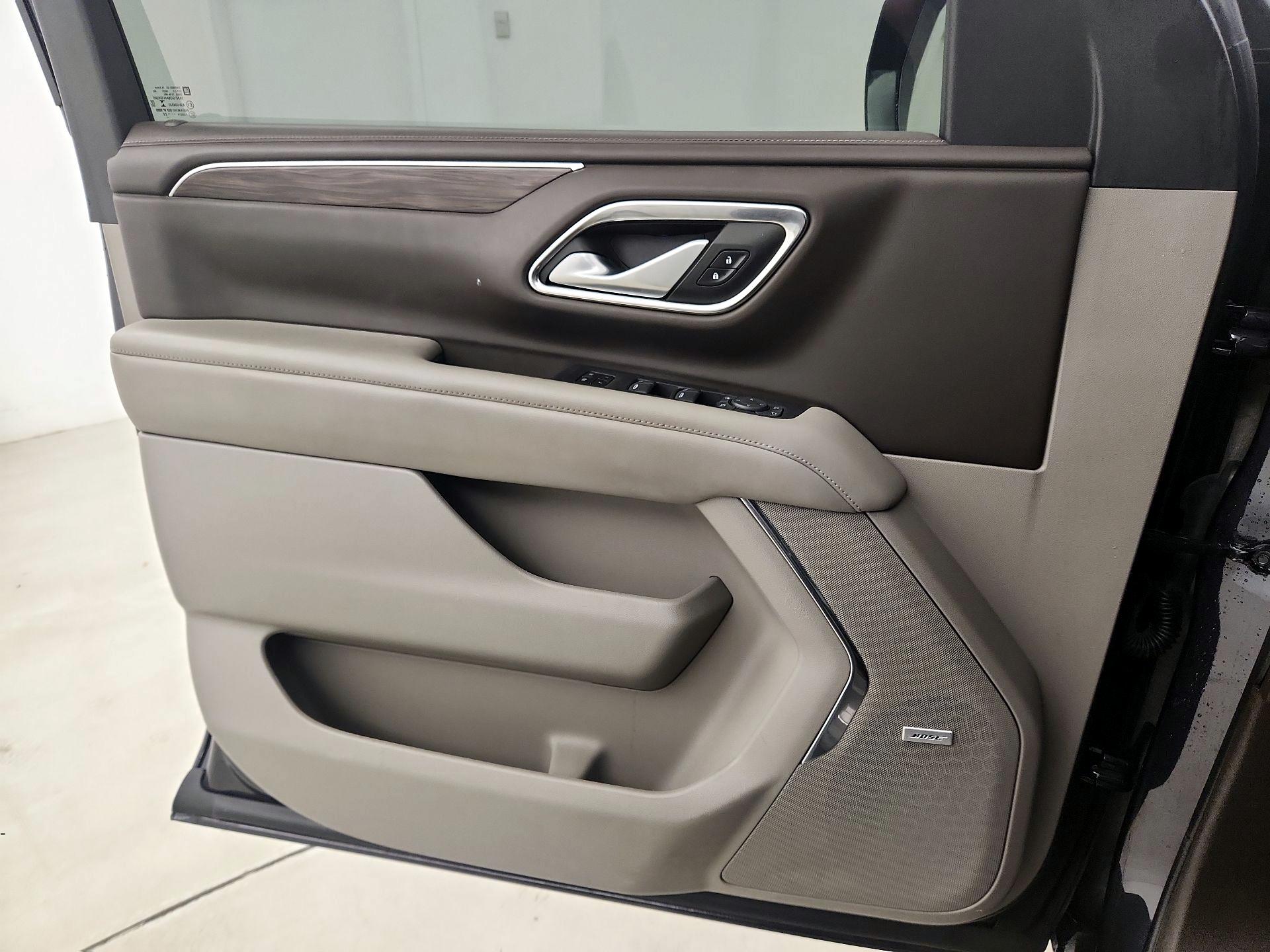 Thumbnail: 2022 Chevrolet Tahoe - 12