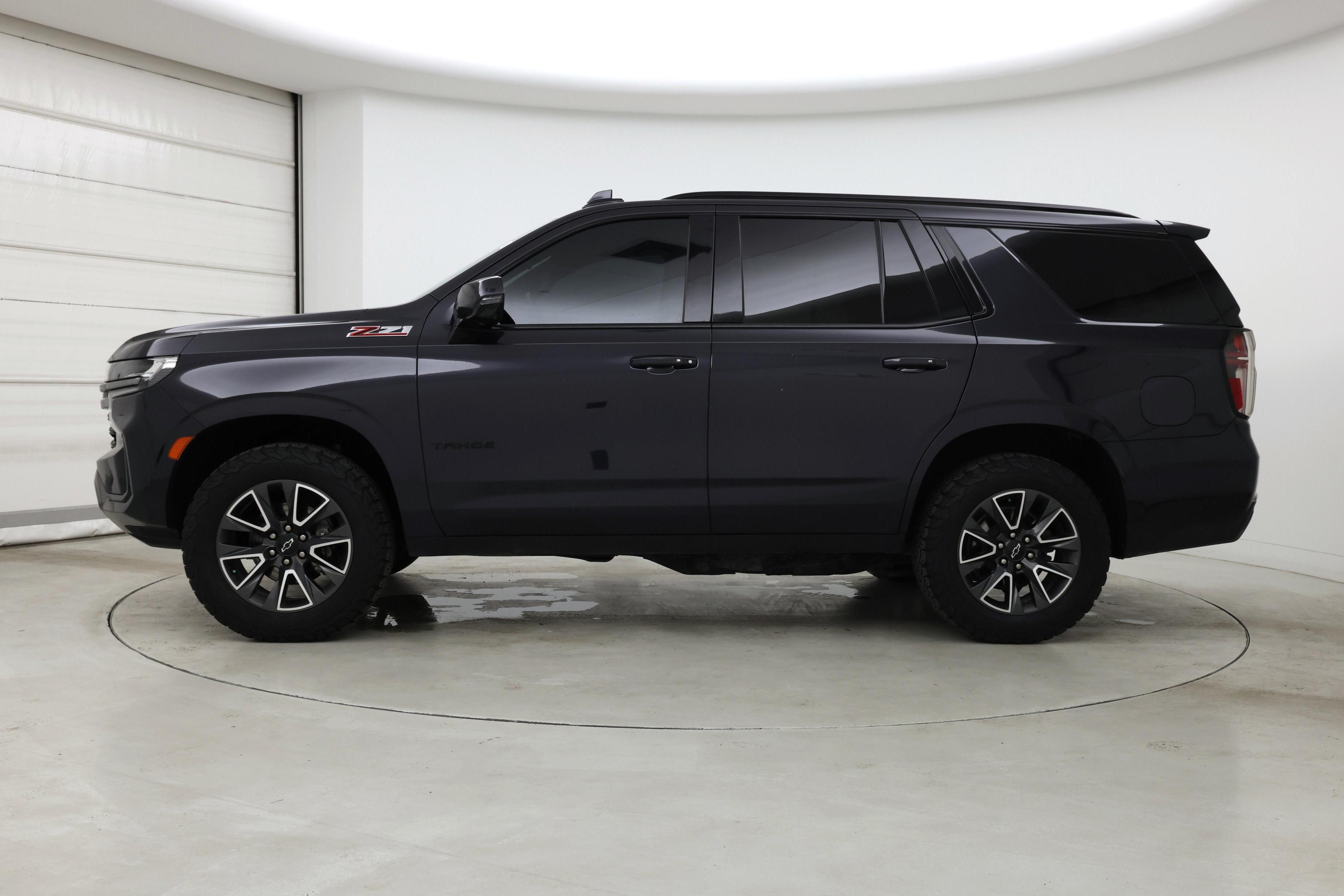 Thumbnail: 2022 Chevrolet Tahoe - 3