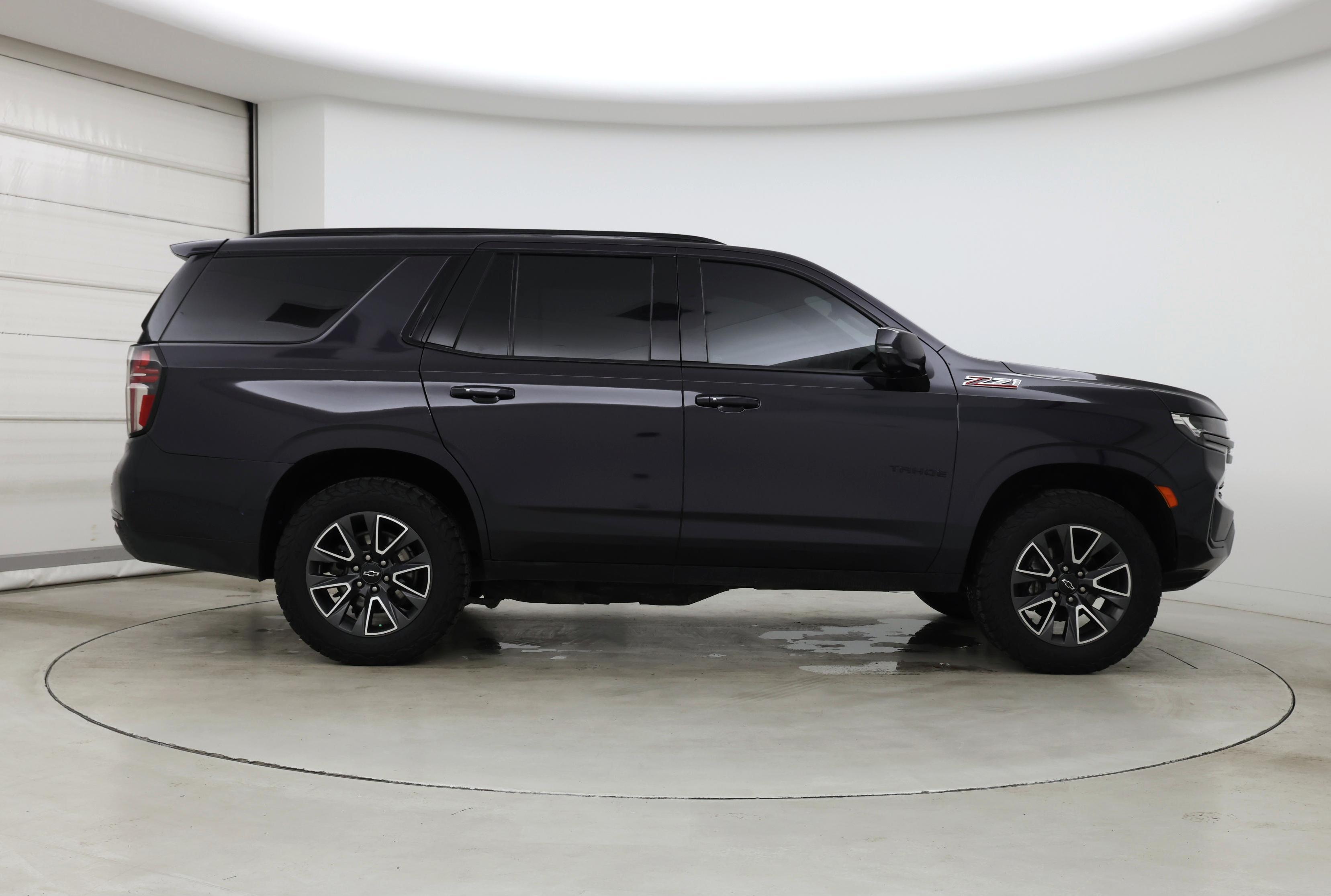 Thumbnail: 2022 Chevrolet Tahoe - 7