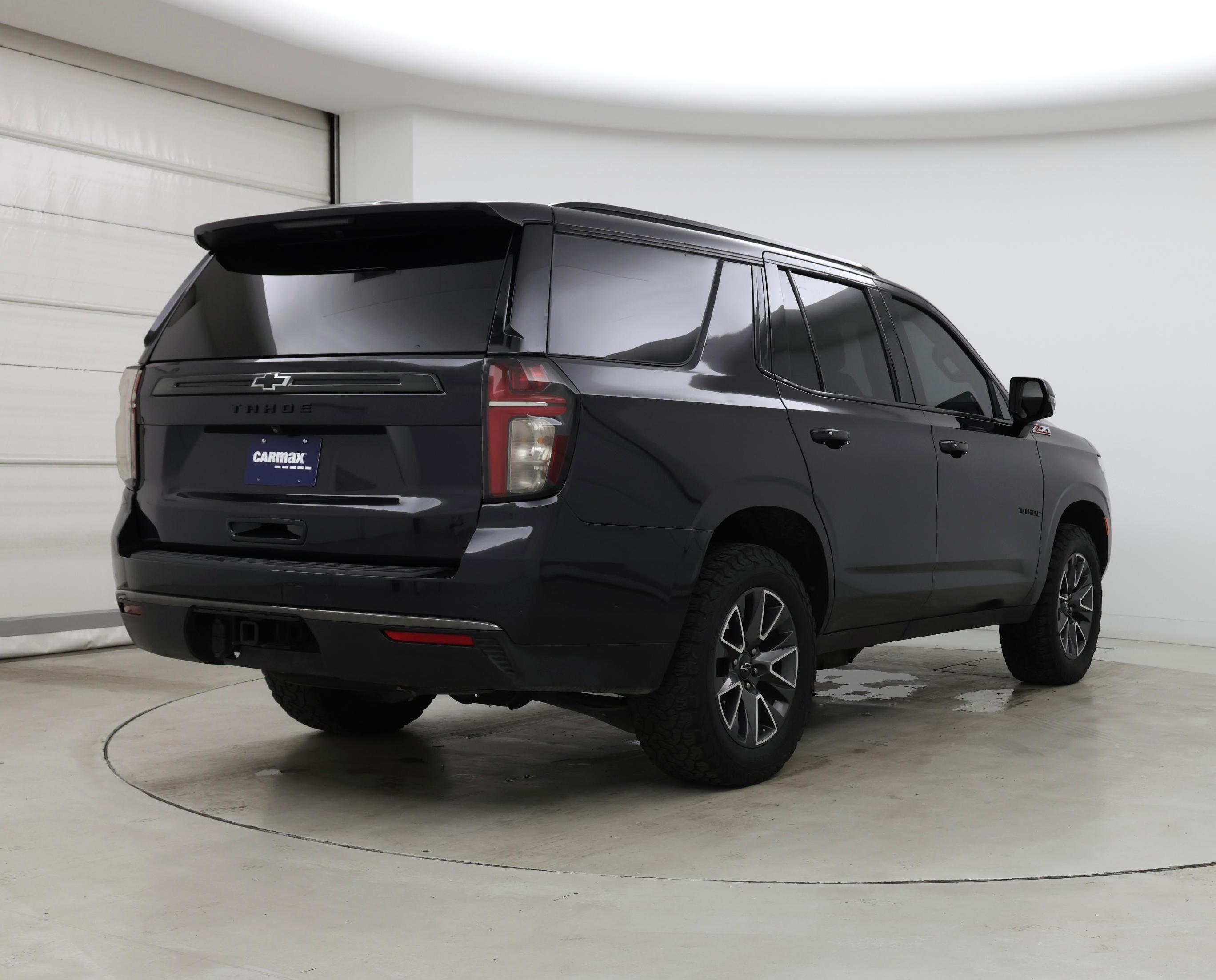 Thumbnail: 2022 Chevrolet Tahoe - 8