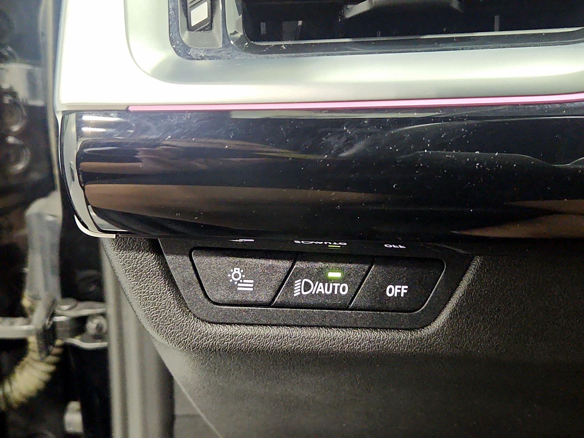 Thumbnail: 2023 BMW X1 - 13