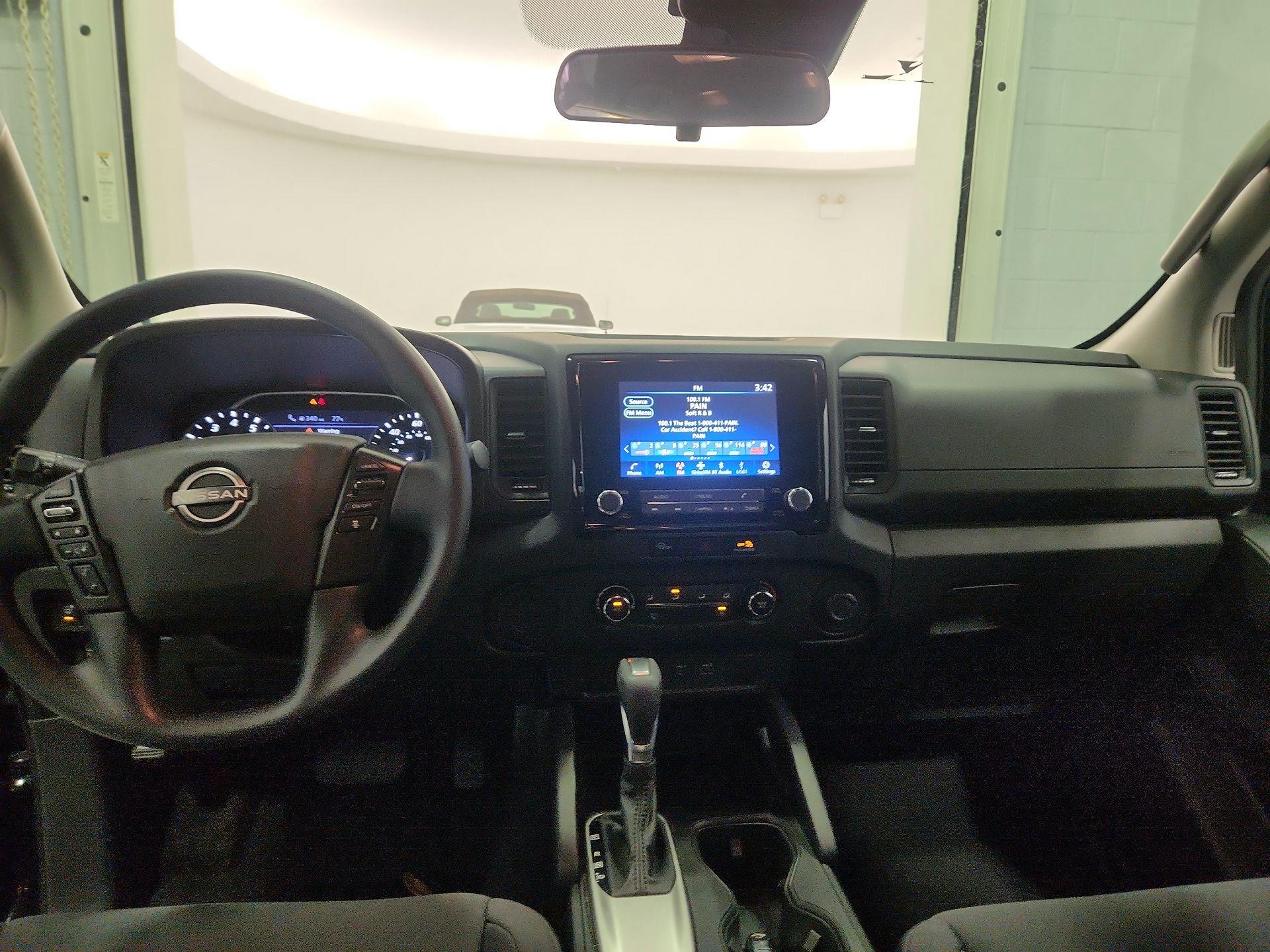 Thumbnail: 2024 Nissan Frontier - 9