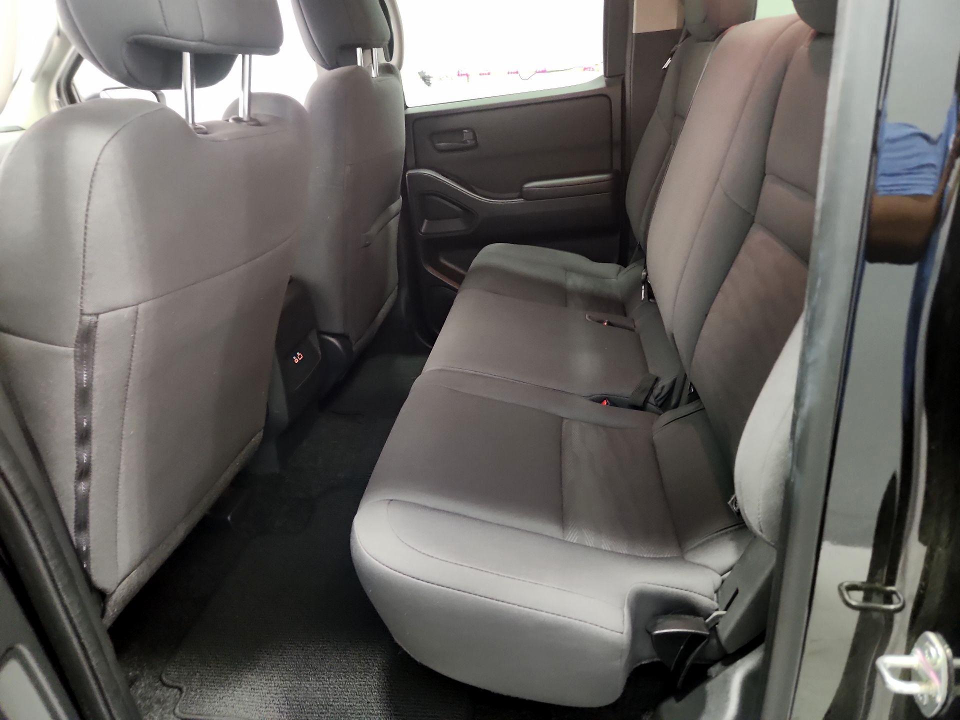 Thumbnail: 2024 Nissan Frontier - 19