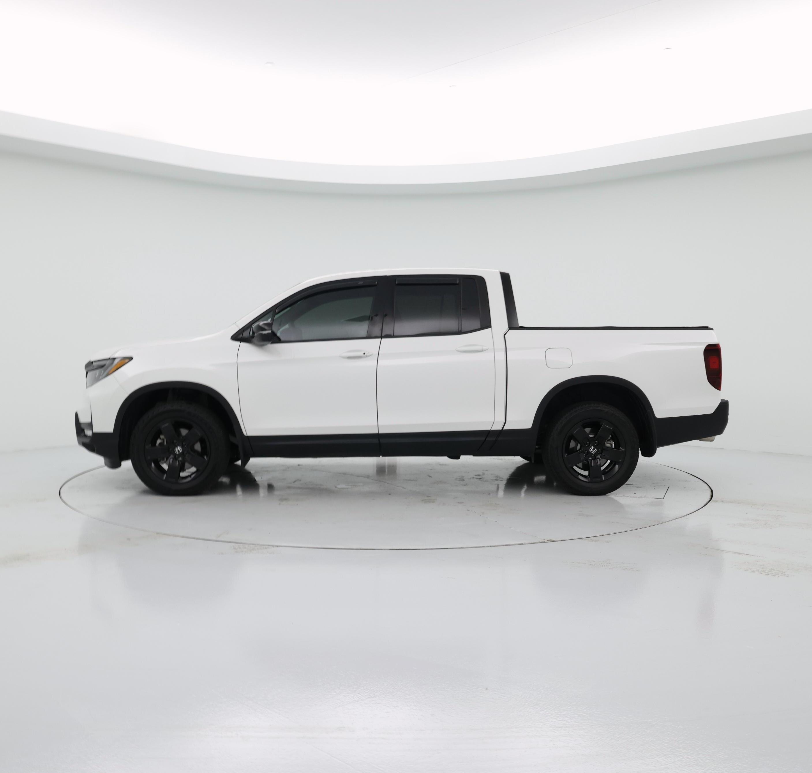 Thumbnail: 2025 Honda Ridgeline - 3