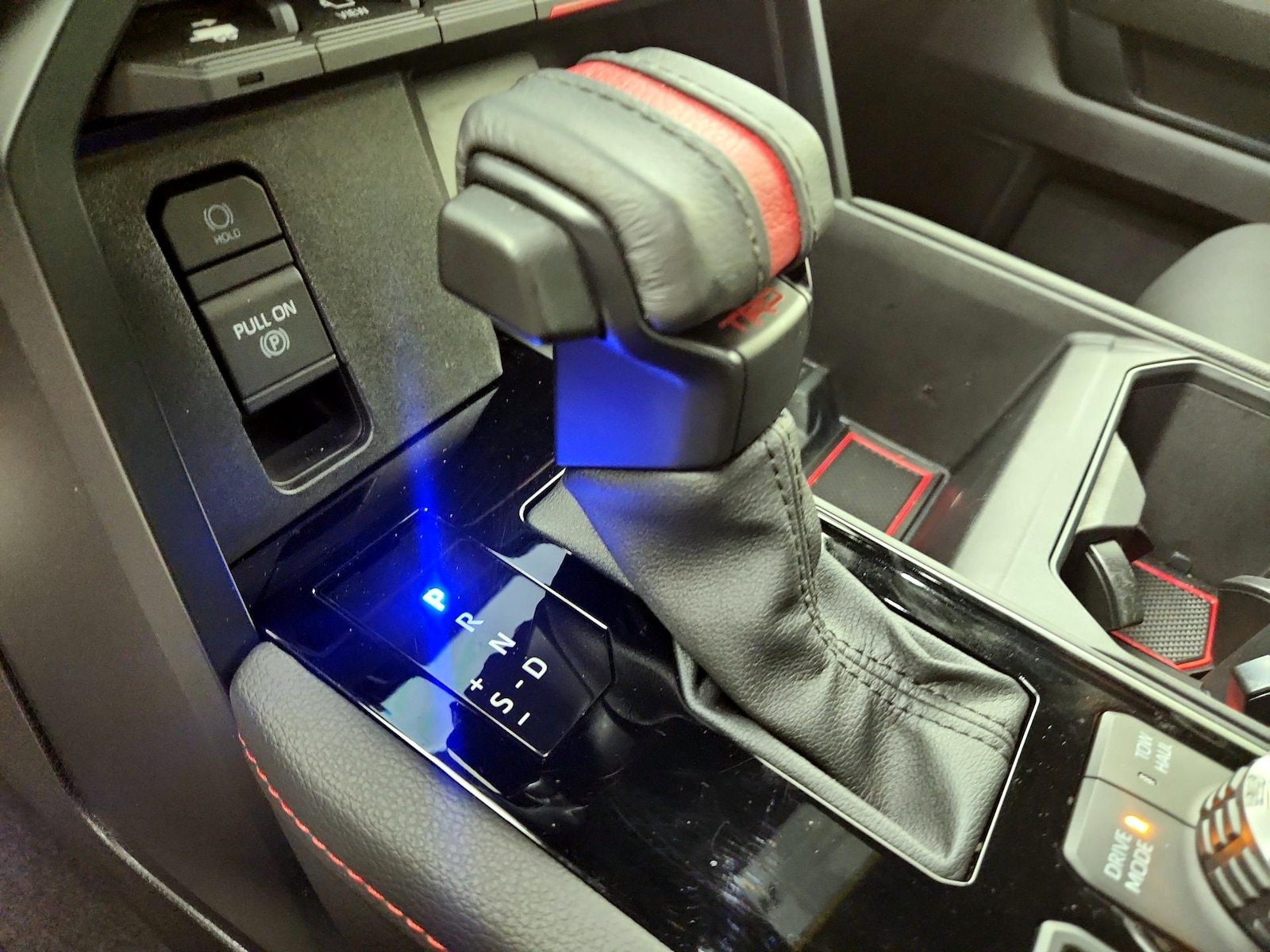 2025 Toyota Tundra TRD Pro - Photo 19
