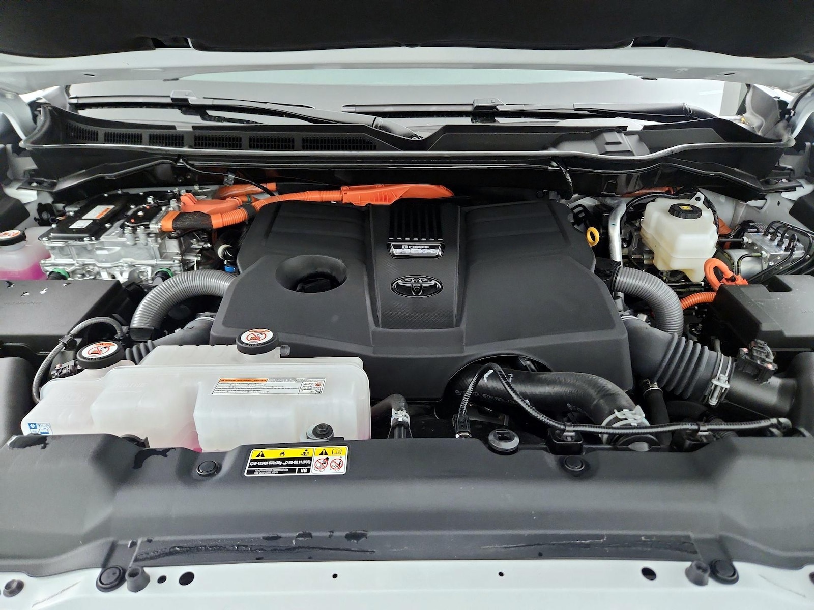 2025 Toyota Tundra TRD Pro - Photo 24