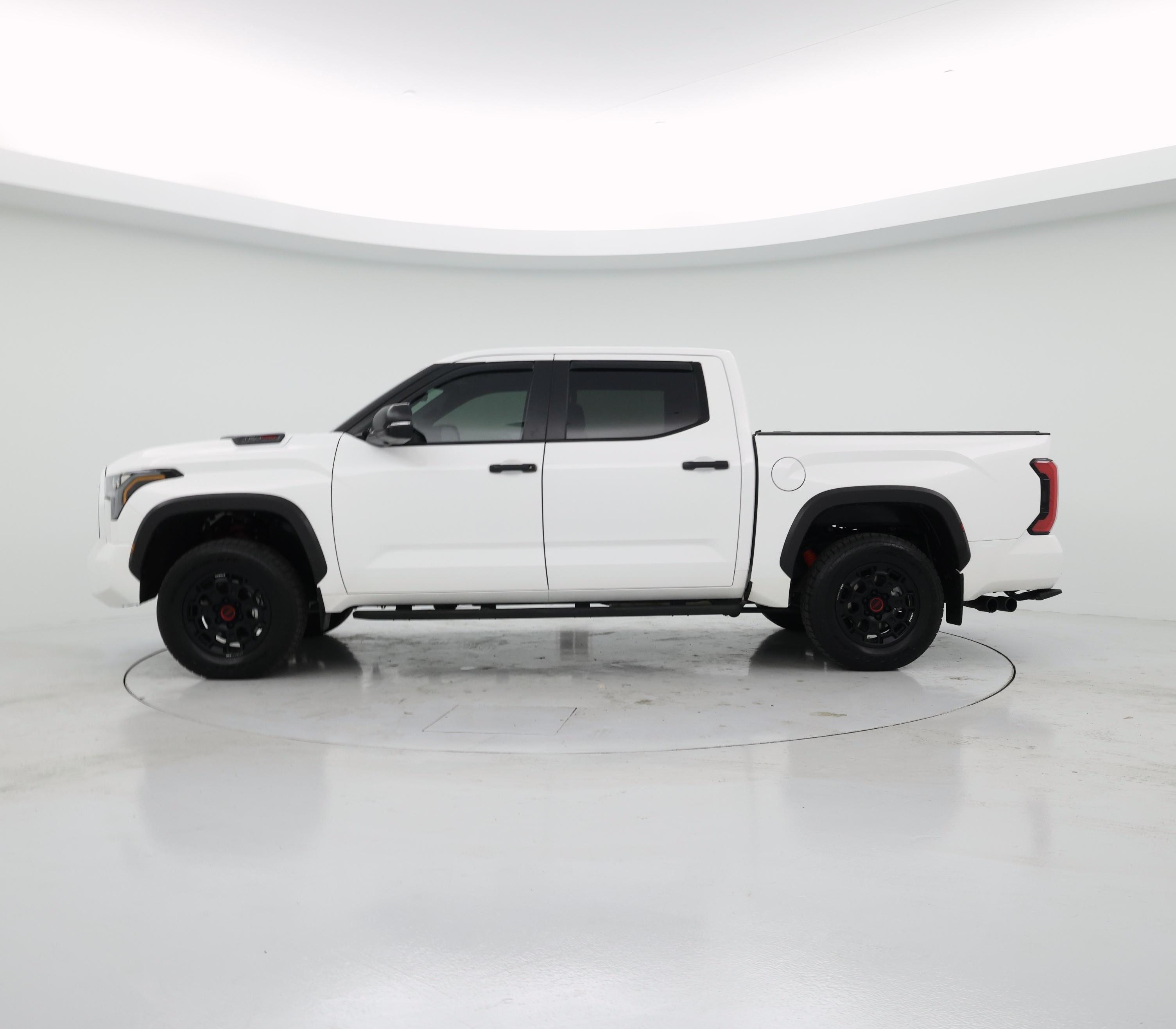 Thumbnail: 2025 Toyota Tundra - 3