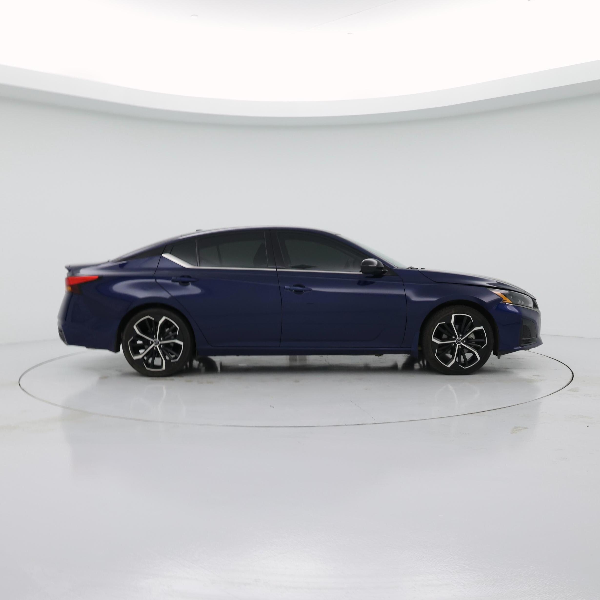 Thumbnail: 2024 Nissan Altima - 7