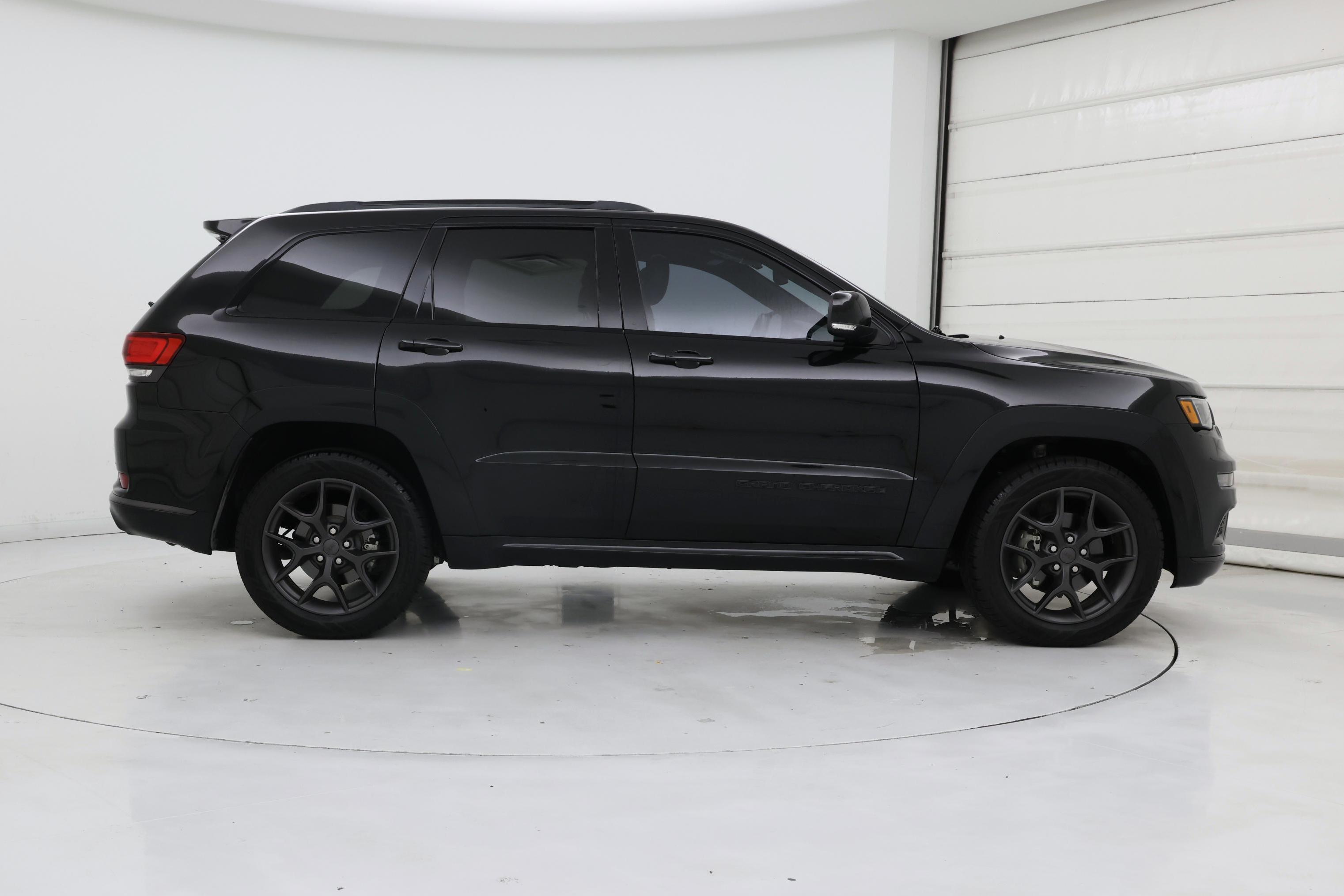 Thumbnail: 2019 Jeep Grand Cherokee - 7