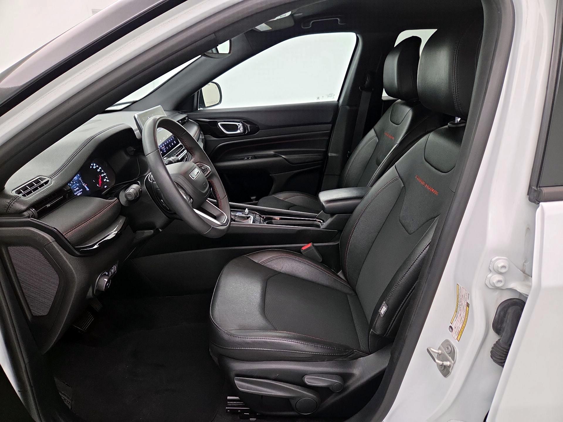 Thumbnail: 2024 Jeep Compass - 11