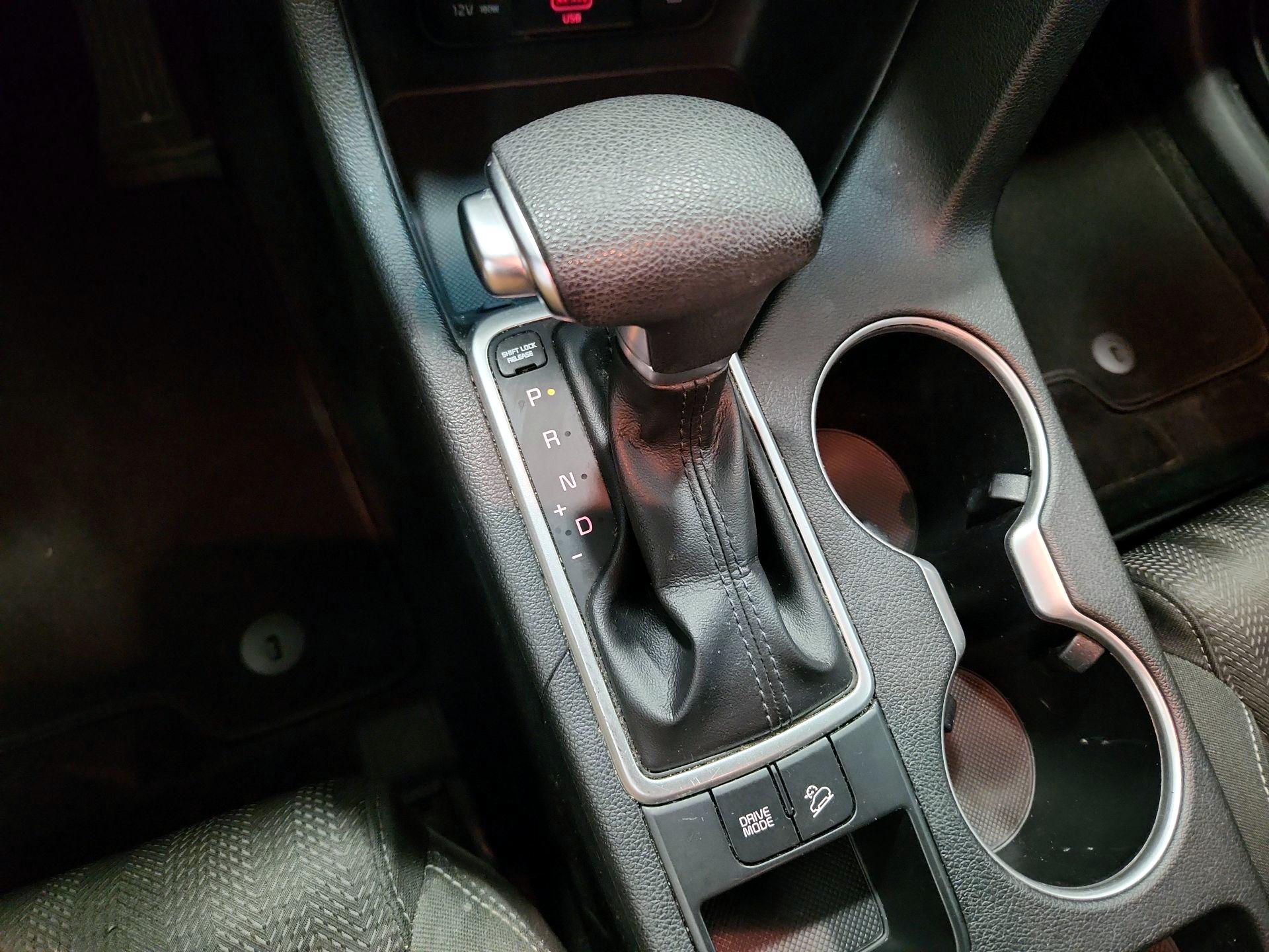 Thumbnail: 2022 Kia Sportage - 17