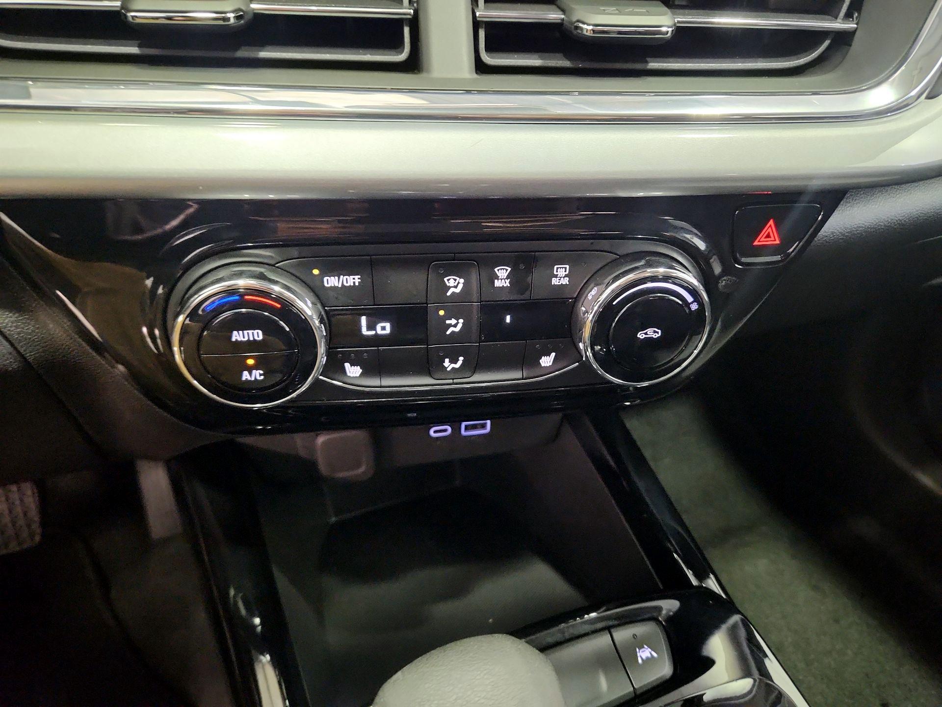 Thumbnail: 2025 Chevrolet Trax - 16