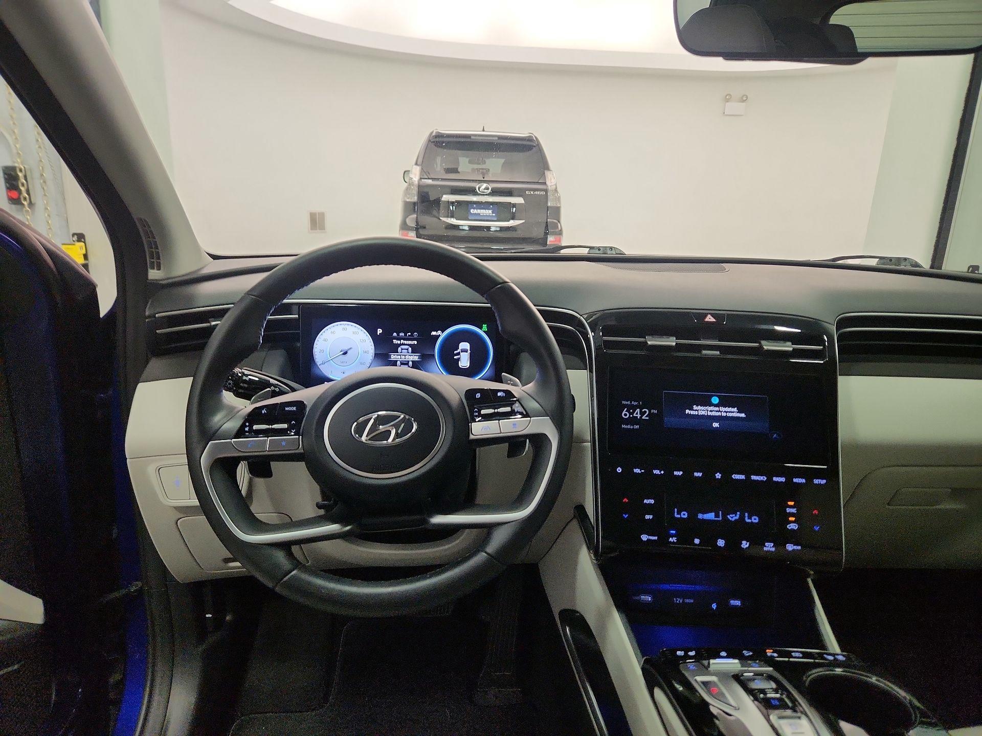 Thumbnail: 2023 Hyundai Tucson - 10