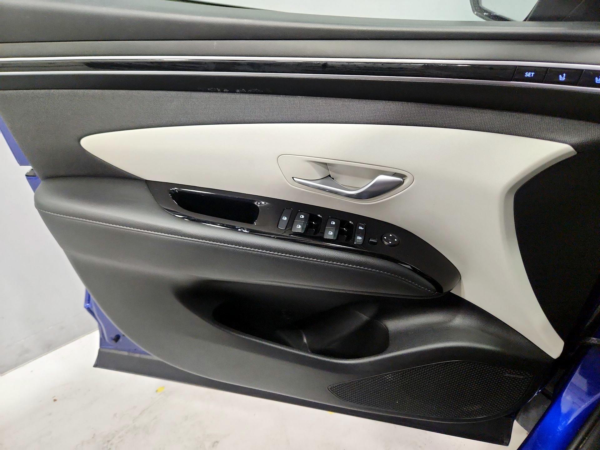 Thumbnail: 2023 Hyundai Tucson - 12