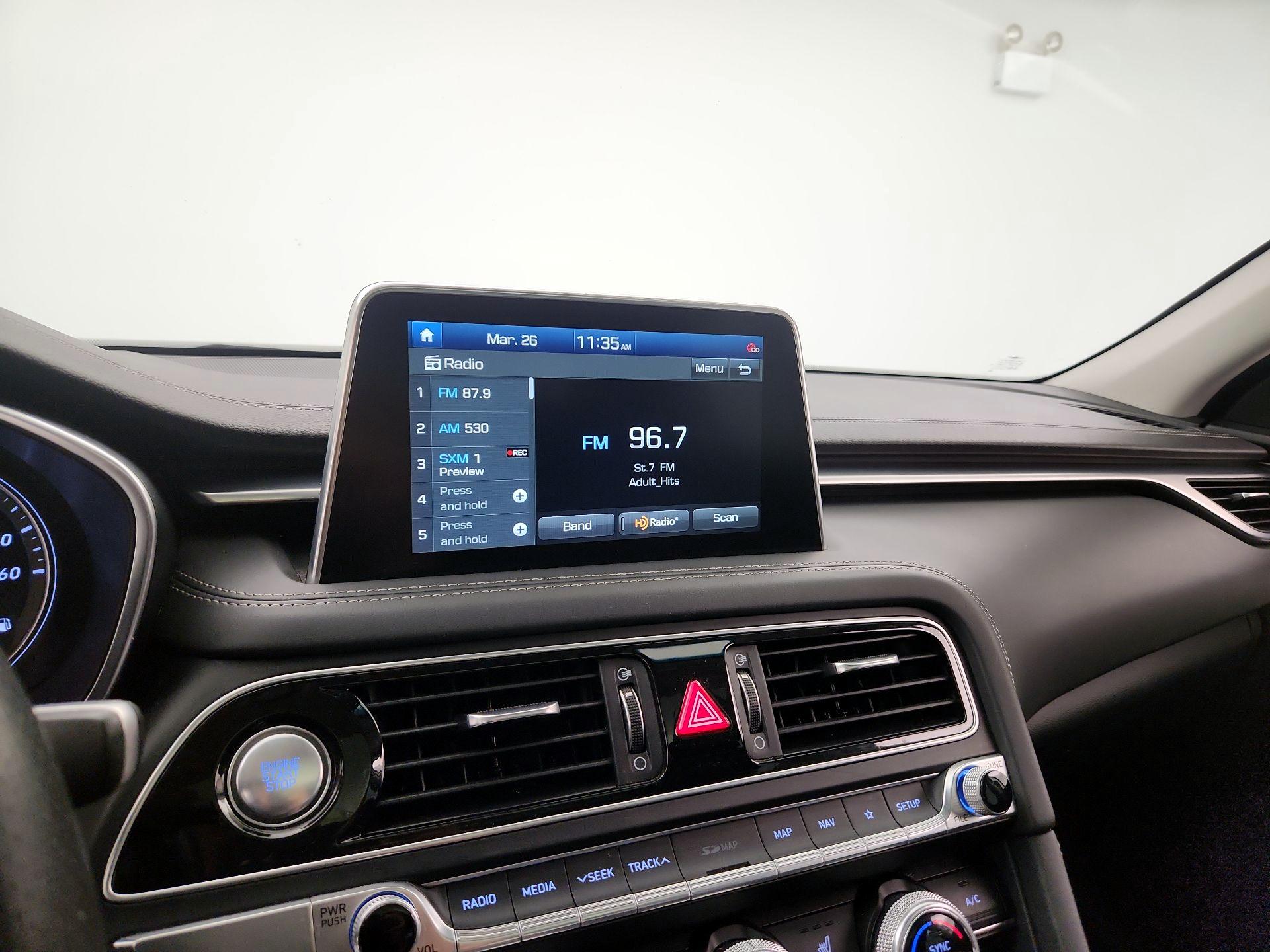 Thumbnail: 2020 Genesis G70 - 16