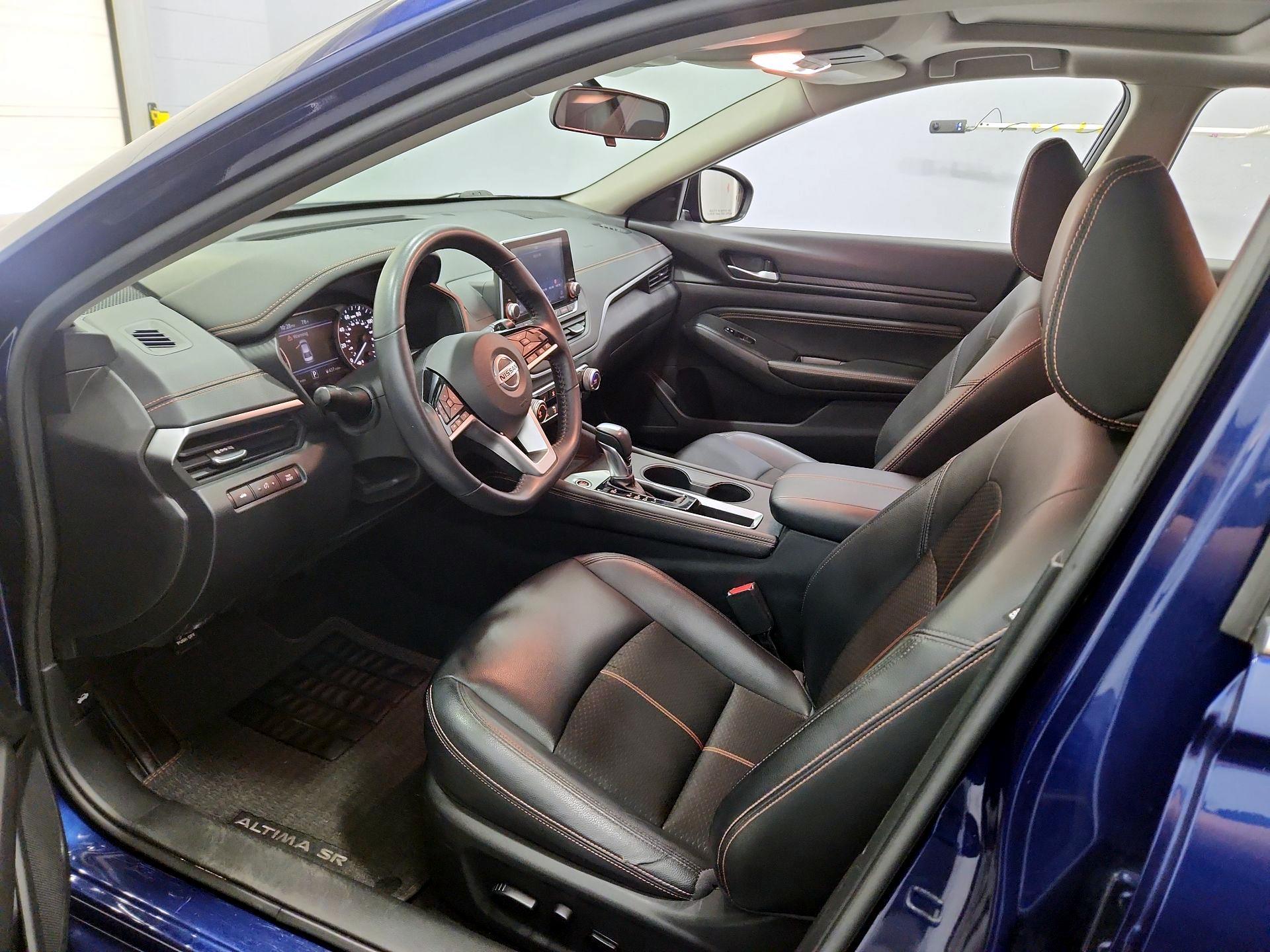 Thumbnail: 2020 Nissan Altima - 11