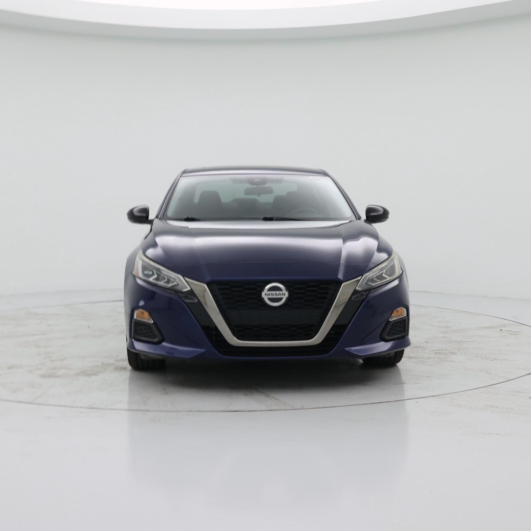 Thumbnail: 2020 Nissan Altima - 5