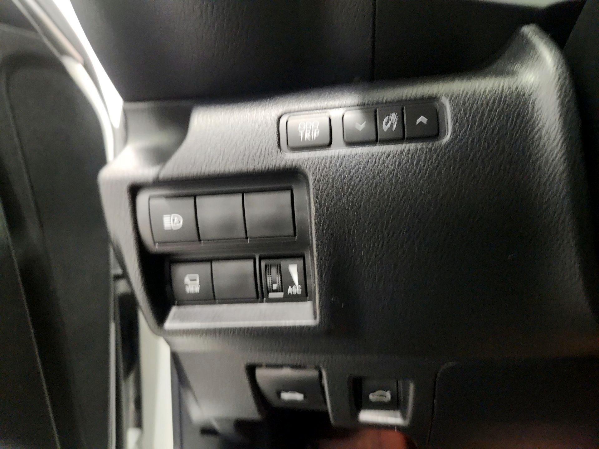 Thumbnail: 2022 Lexus IS - 13