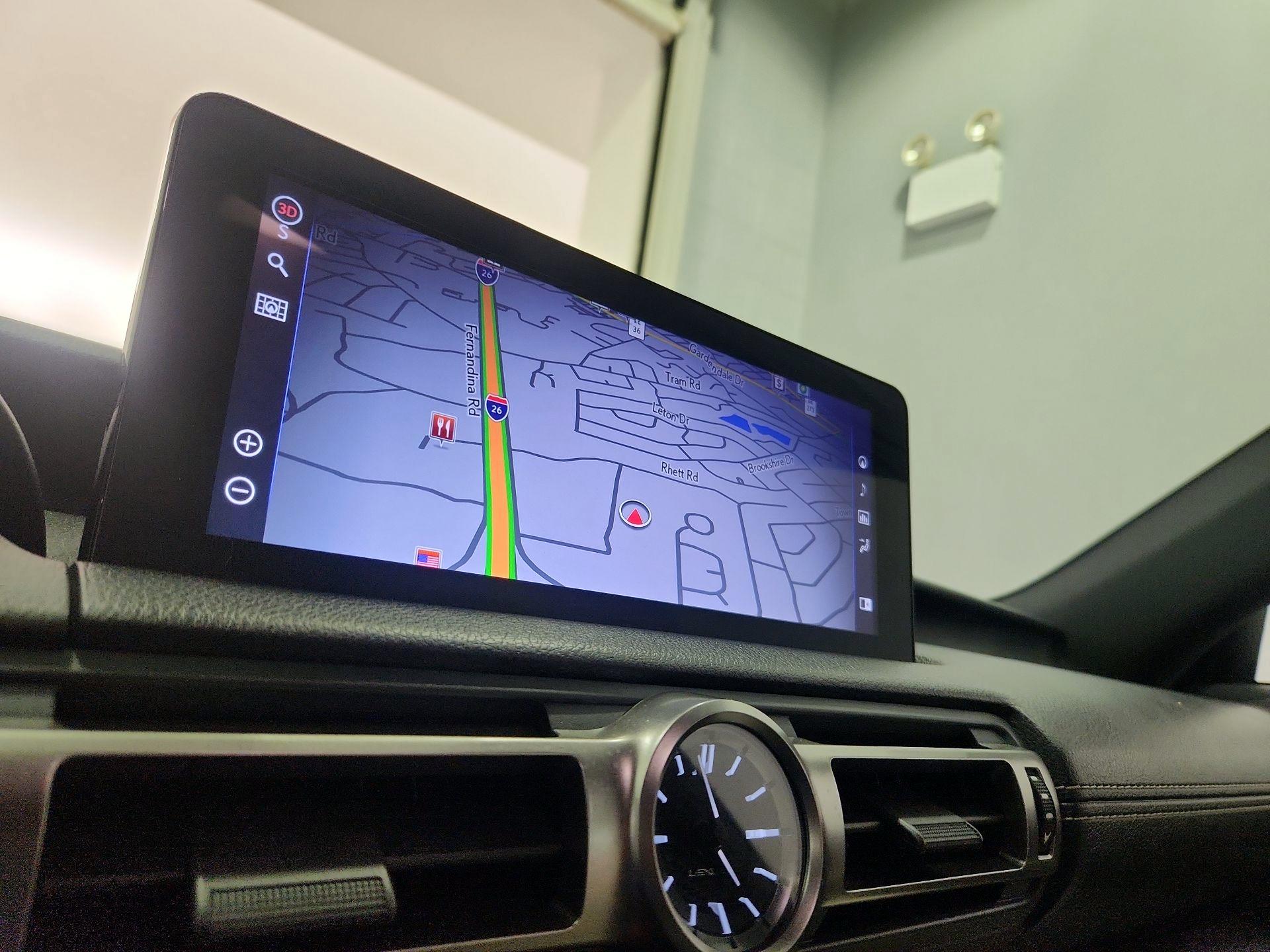 Thumbnail: 2022 Lexus IS - 15