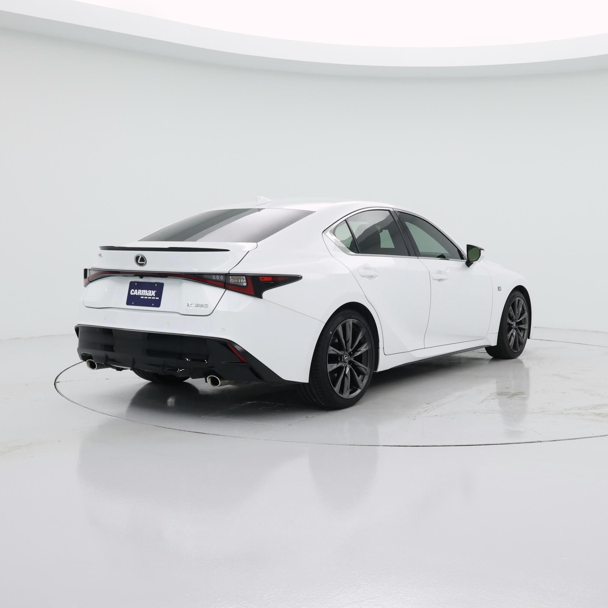 Thumbnail: 2022 Lexus IS - 8