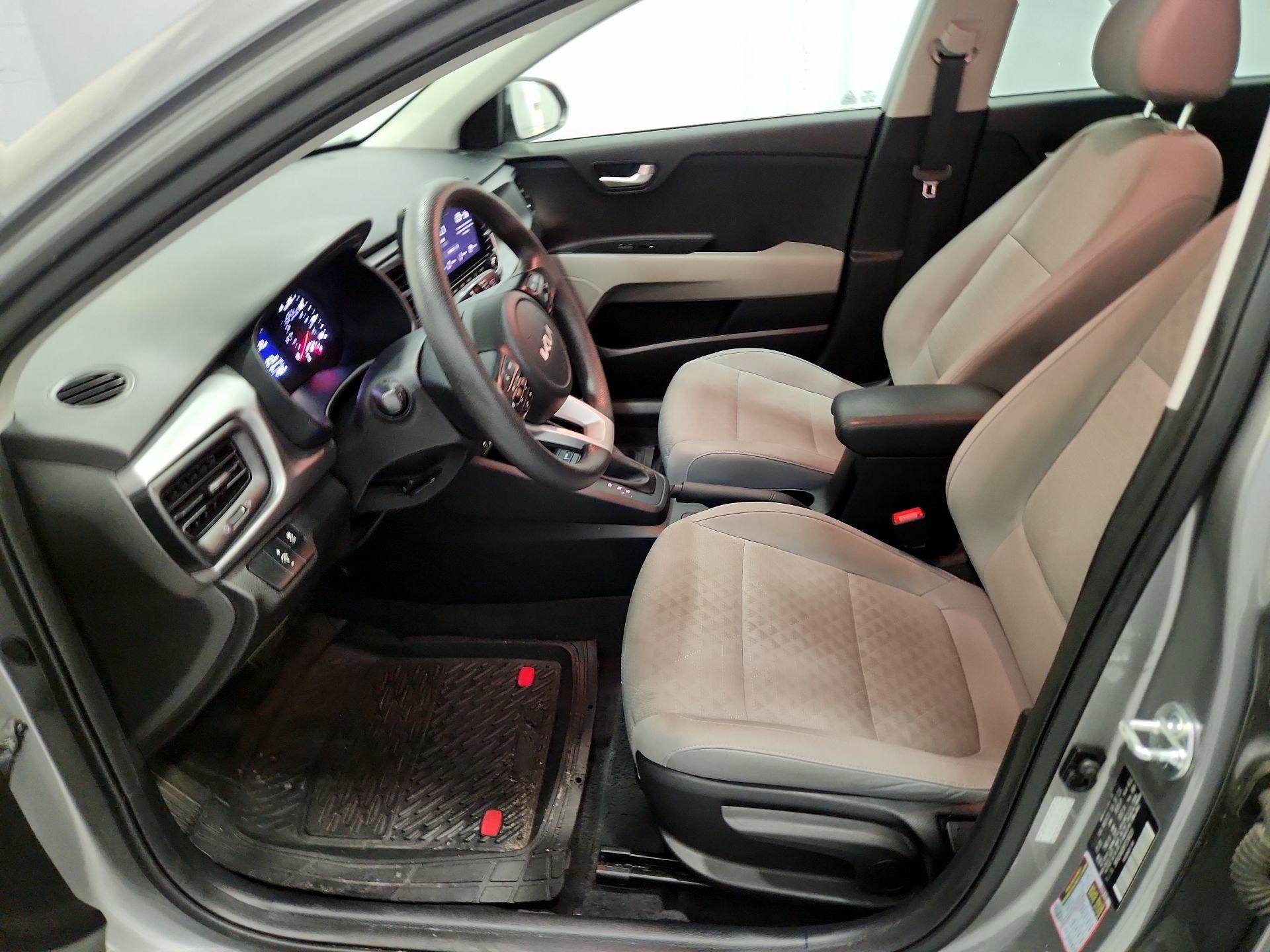 Thumbnail: 2023 Kia Rio - 11