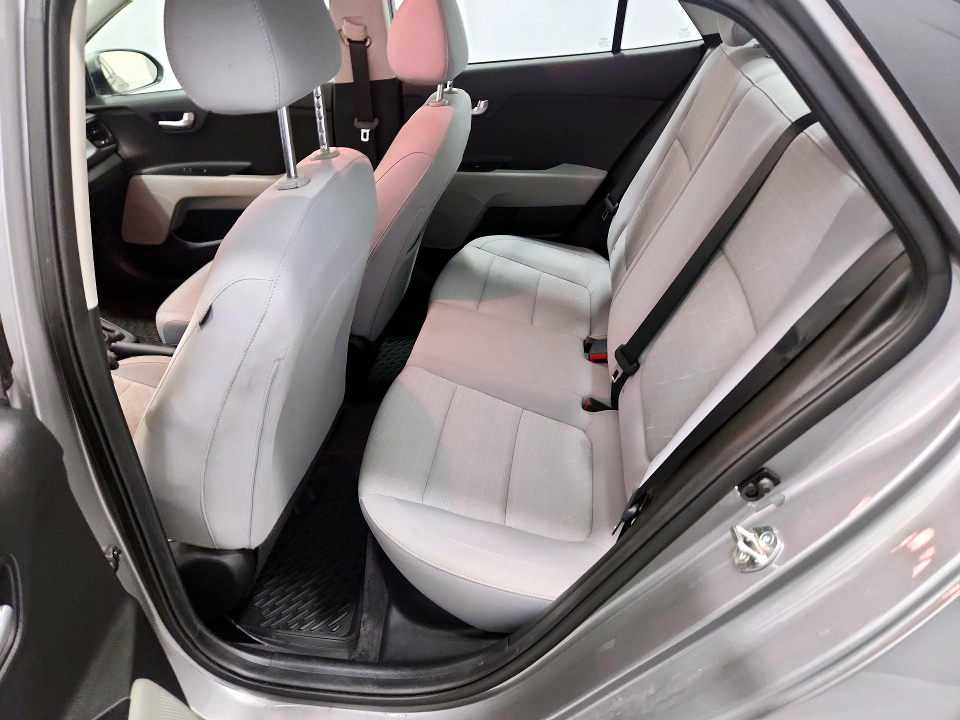 Thumbnail: 2023 Kia Rio - 19