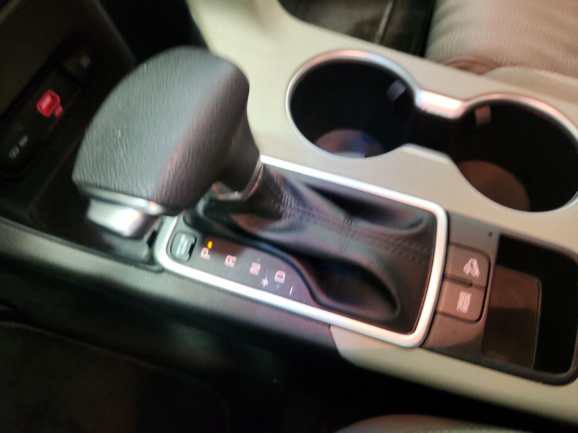 Thumbnail: 2022 Kia Sportage - 17