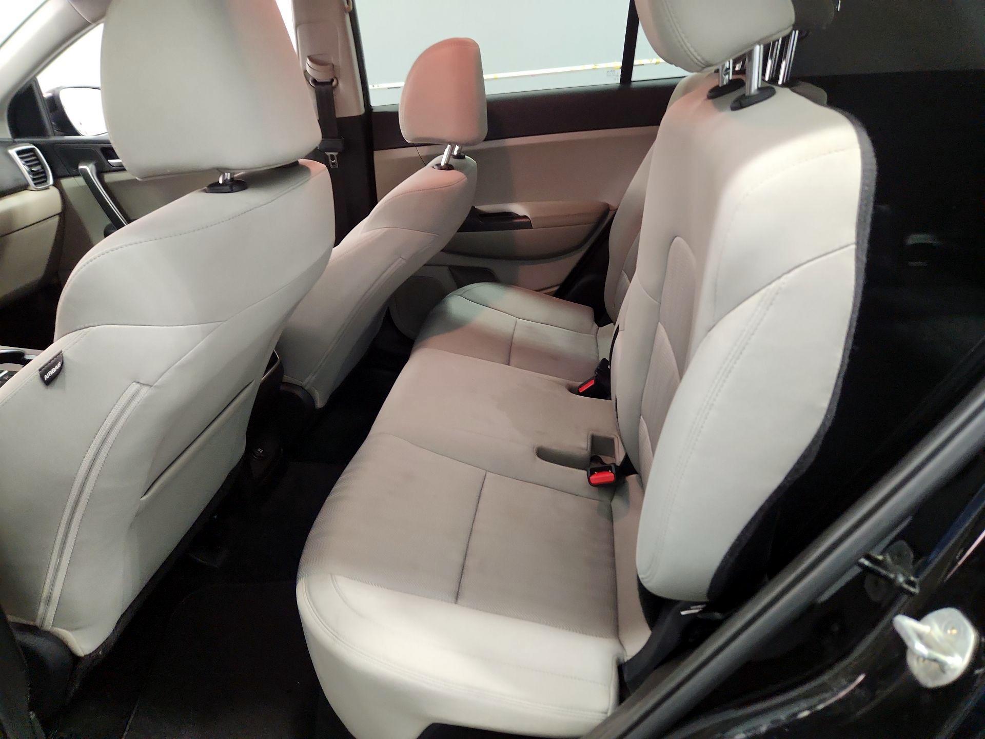 Thumbnail: 2022 Kia Sportage - 19