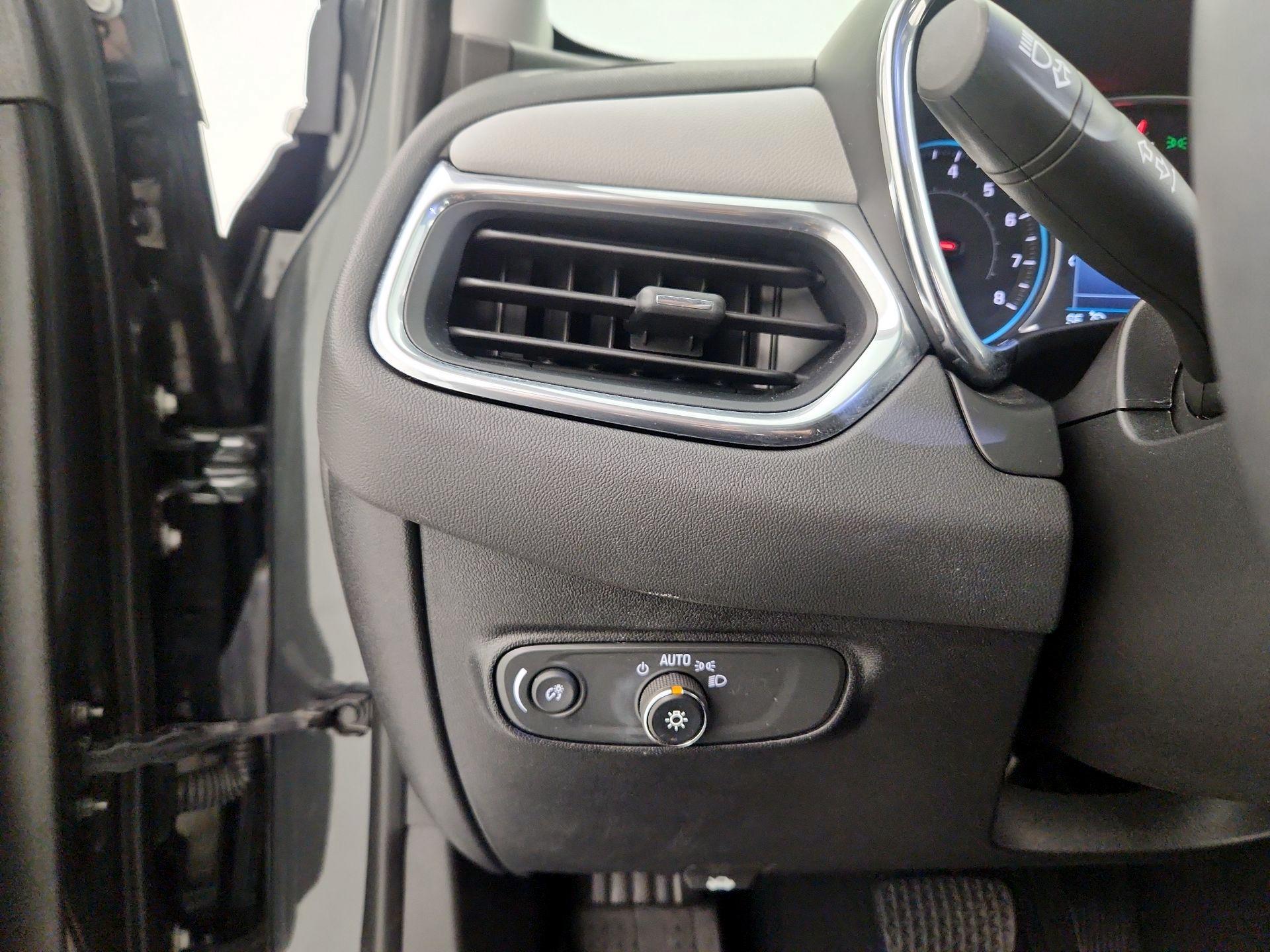 Thumbnail: 2019 Chevrolet Equinox - 13