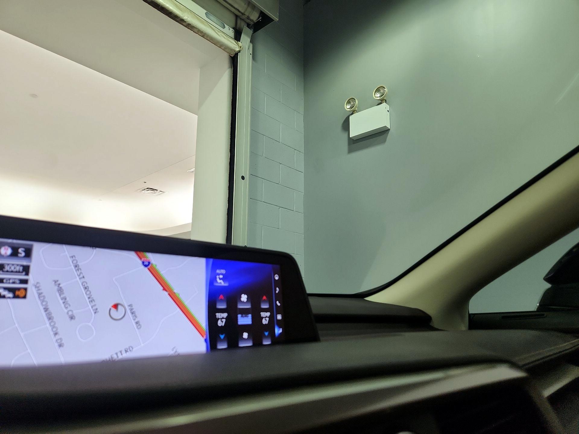 Thumbnail: 2017 Lexus RX - 15