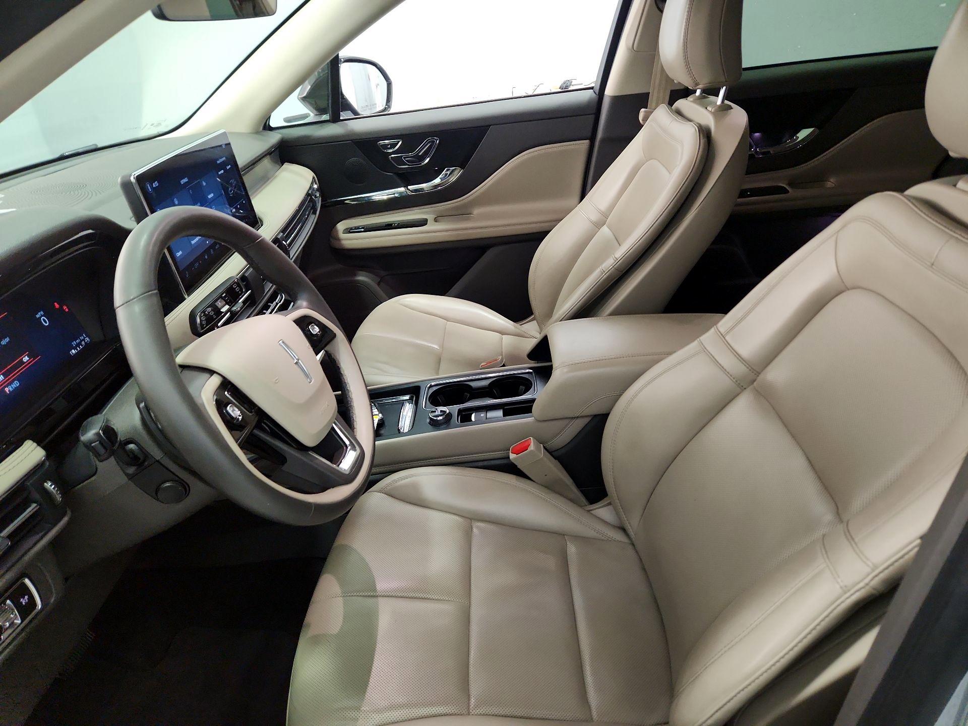 Thumbnail: 2023 Lincoln Corsair - 11