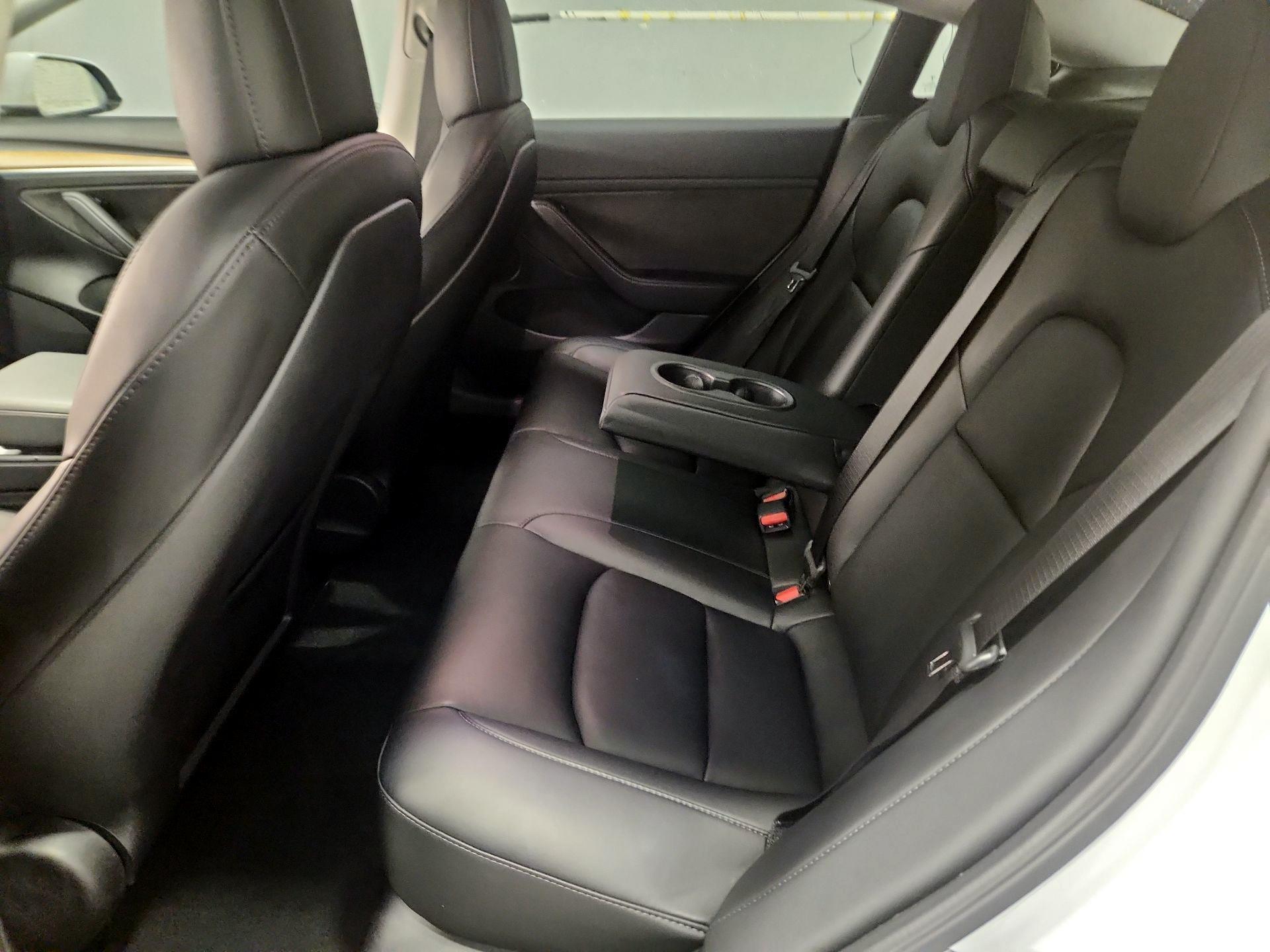 Thumbnail: 2022 Tesla Model 3 - 19