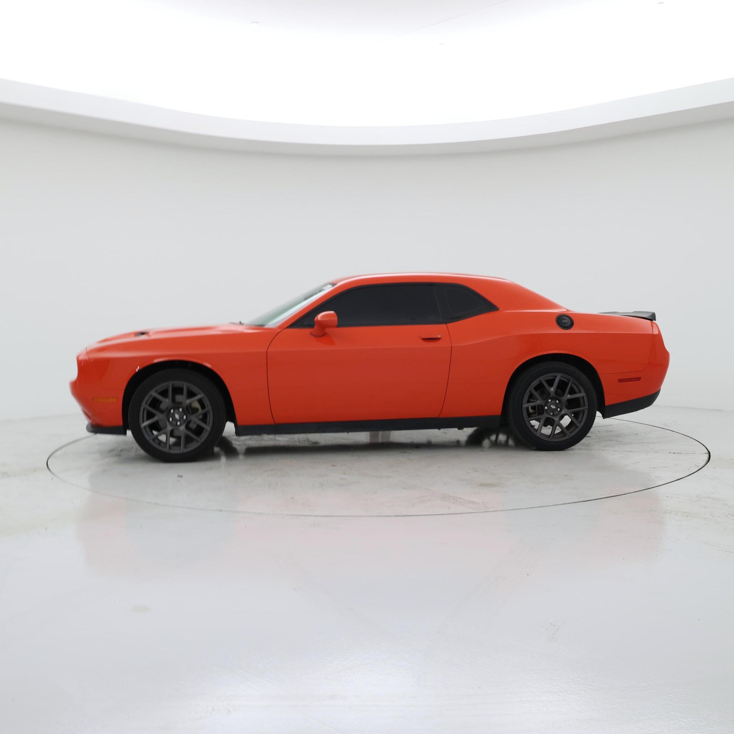 Thumbnail: 2023 Dodge Challenger - 3