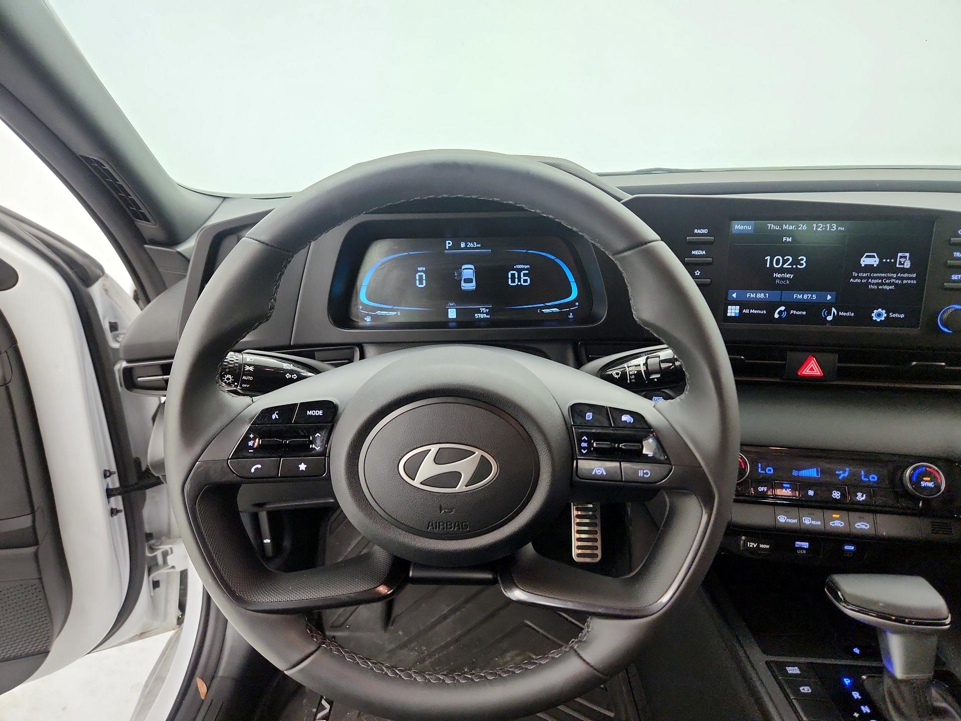 Thumbnail: 2025 Hyundai Elantra - 10