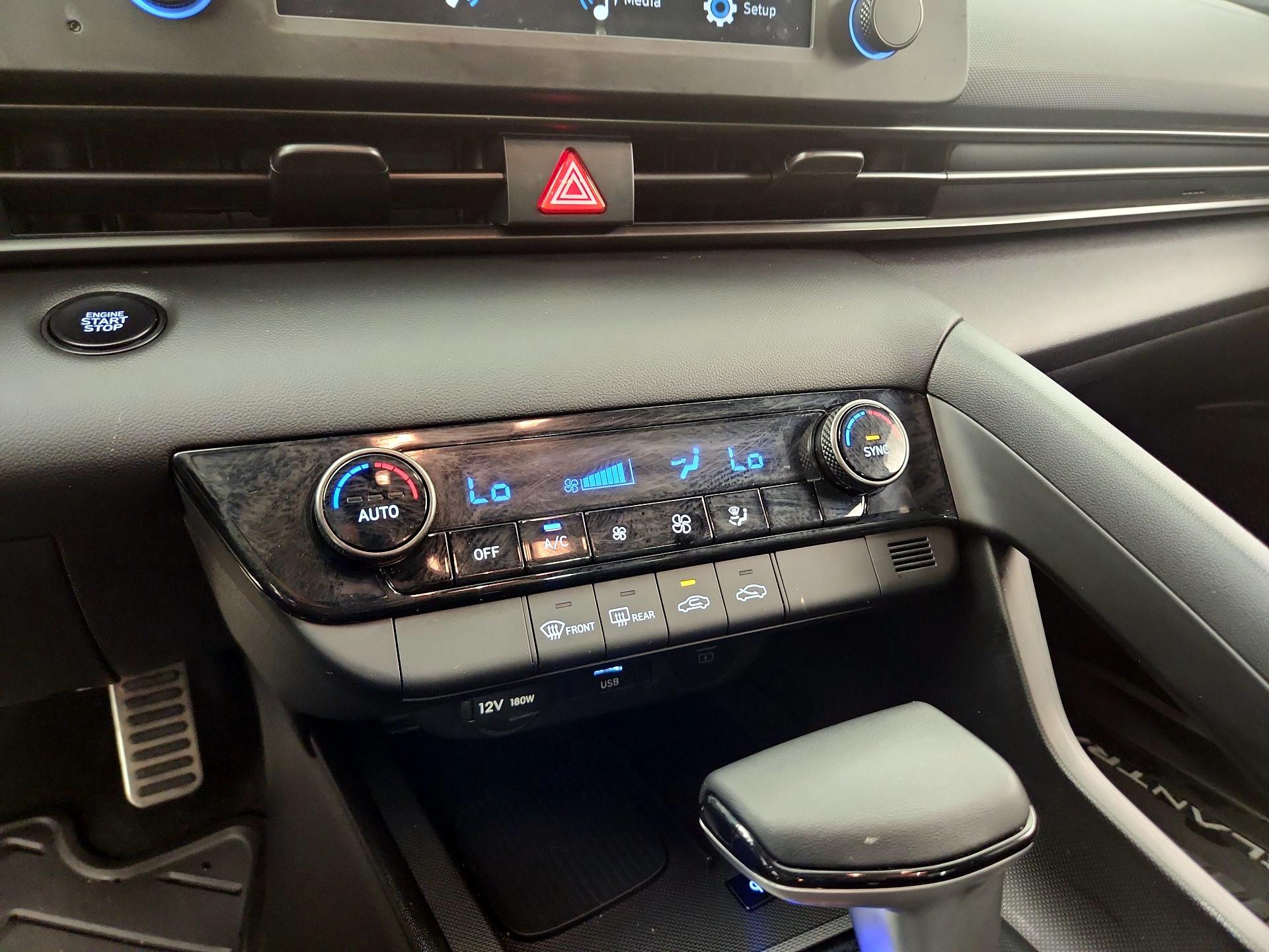 Thumbnail: 2025 Hyundai Elantra - 16