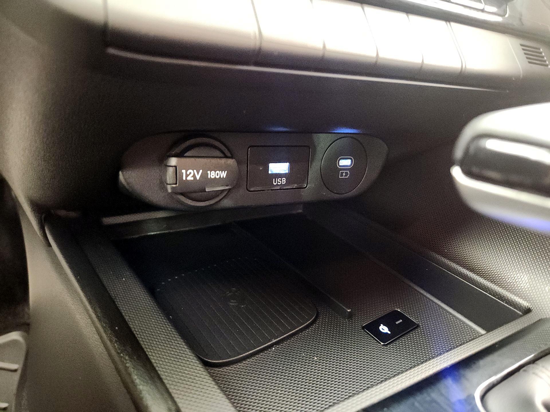 Thumbnail: 2025 Hyundai Elantra - 18