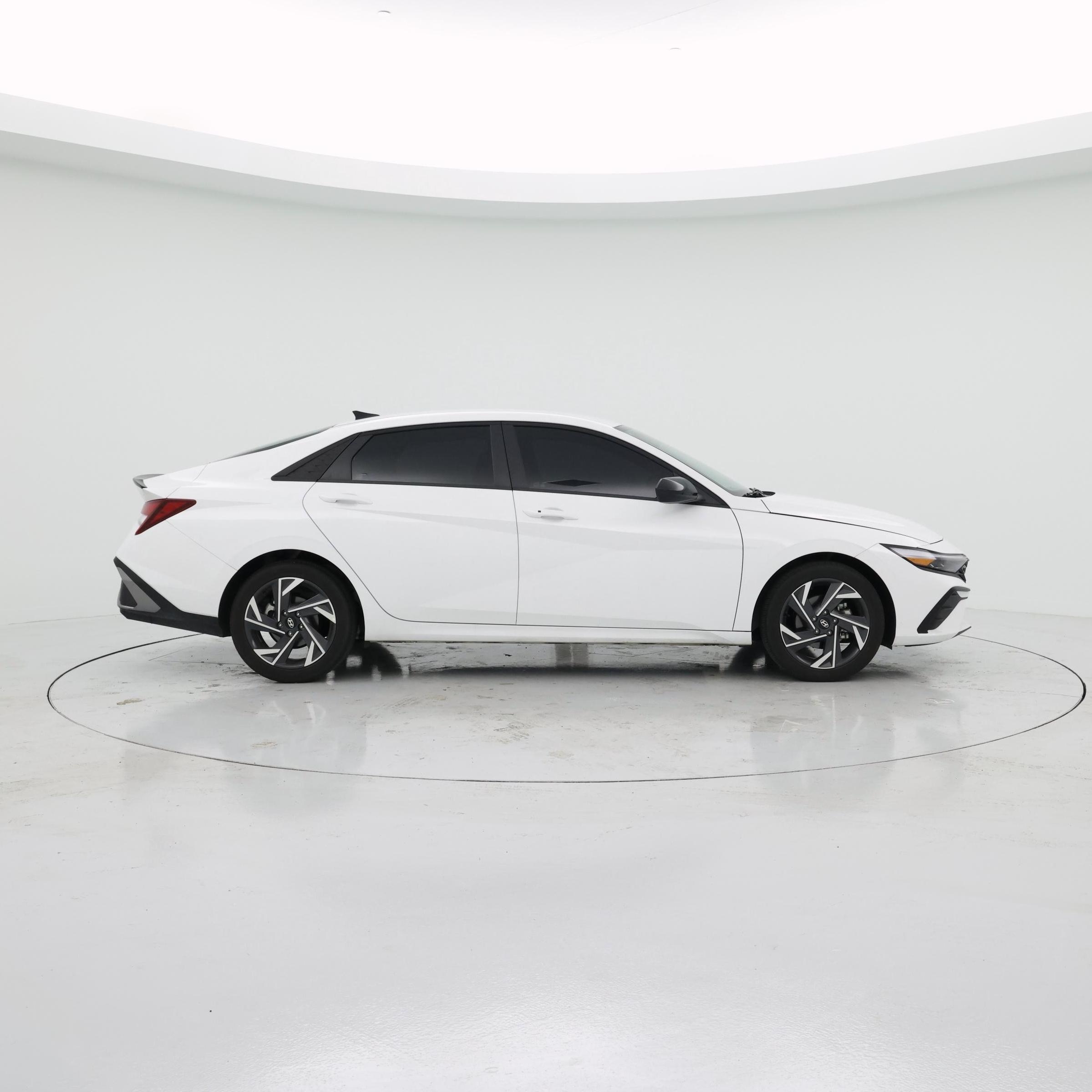 Thumbnail: 2025 Hyundai Elantra - 7