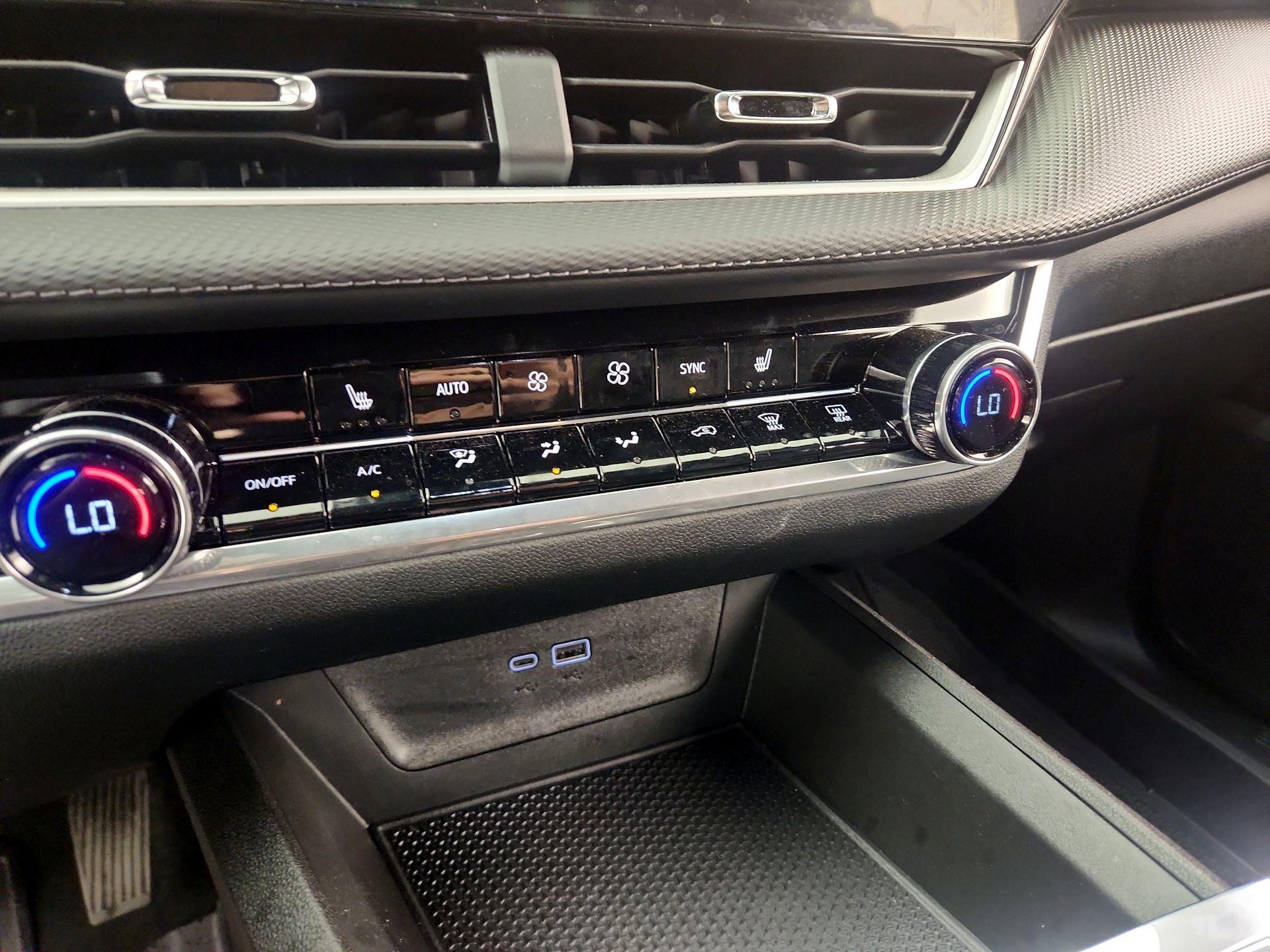 Thumbnail: 2026 Chevrolet Equinox - 17